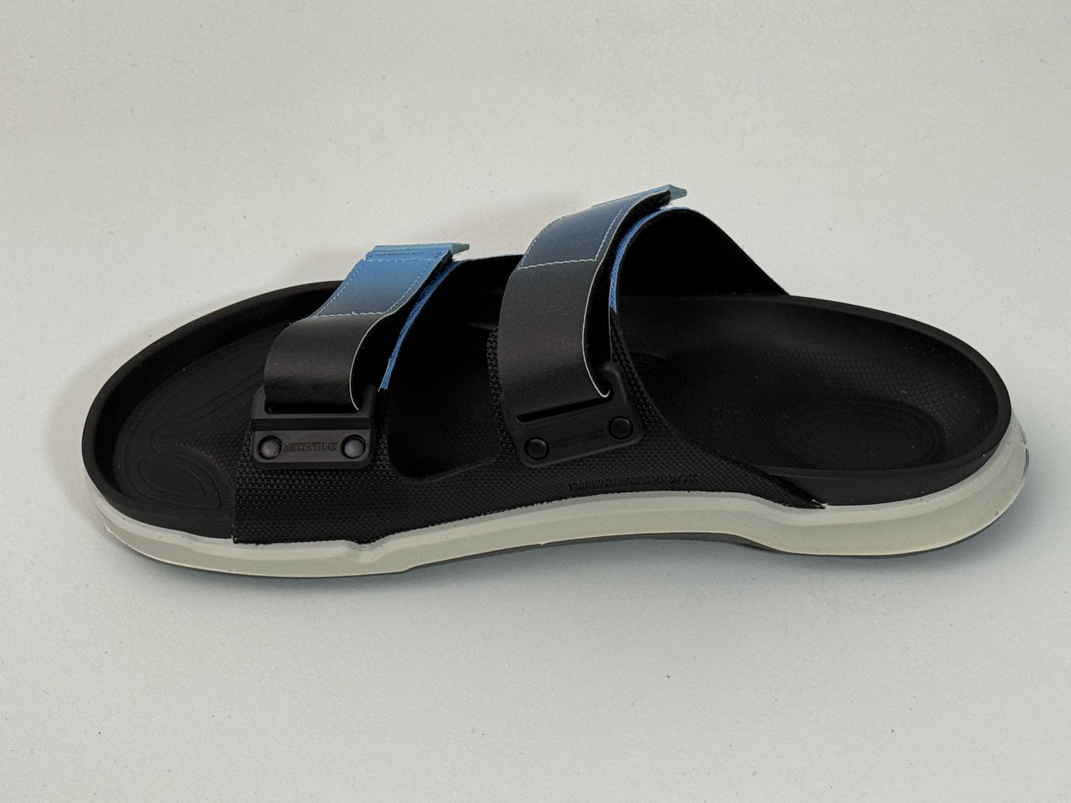 Men US 10 Birkenstock Atacama Sandals, Blue/Black, Germany