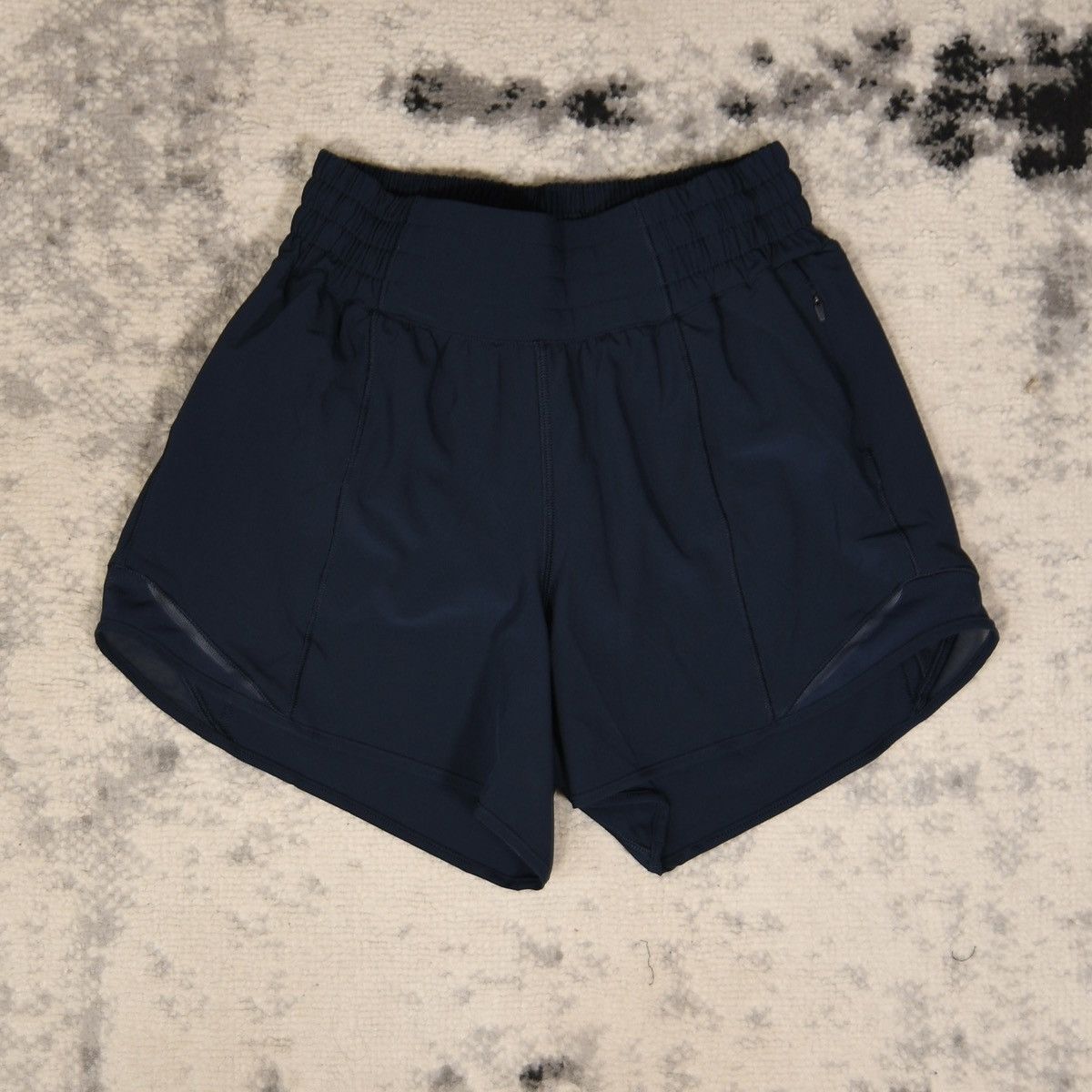 Lululemon Lululemon Woman Navy Shorts Size 26" / US 2 / IT 38 - 1 Thumbnail