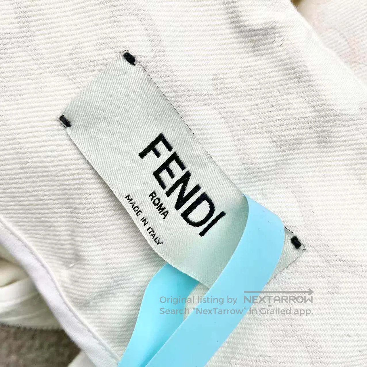 Fendi Fendi High-waisted denim shorts with a full logo| Size 25" / US 0 / IT 36 - 4 Thumbnail