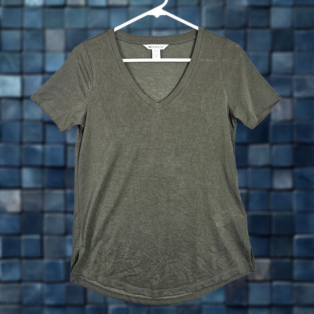 Athleta Athleta Women's Green Round Neck Short Sleeve Gym Tee XS Size 26" / US 2 / IT 38 - 1 Thumbnail