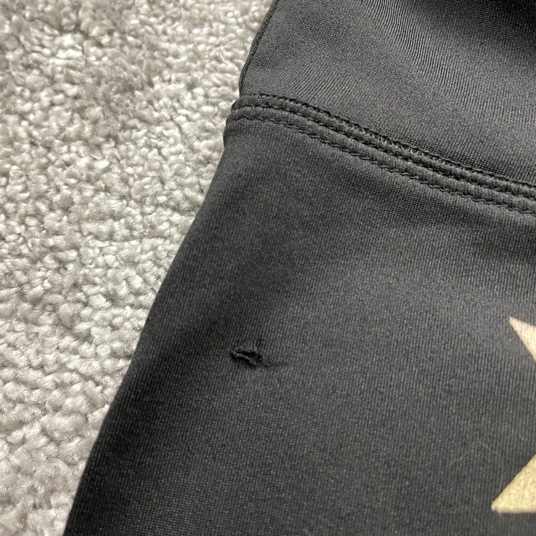 Jessica Simpson Jessica Simpson Leggings Womens Small Black Gold Stars Compression The Warm Up Size 28" / US 6 / IT 42 - 6 Thumbnail
