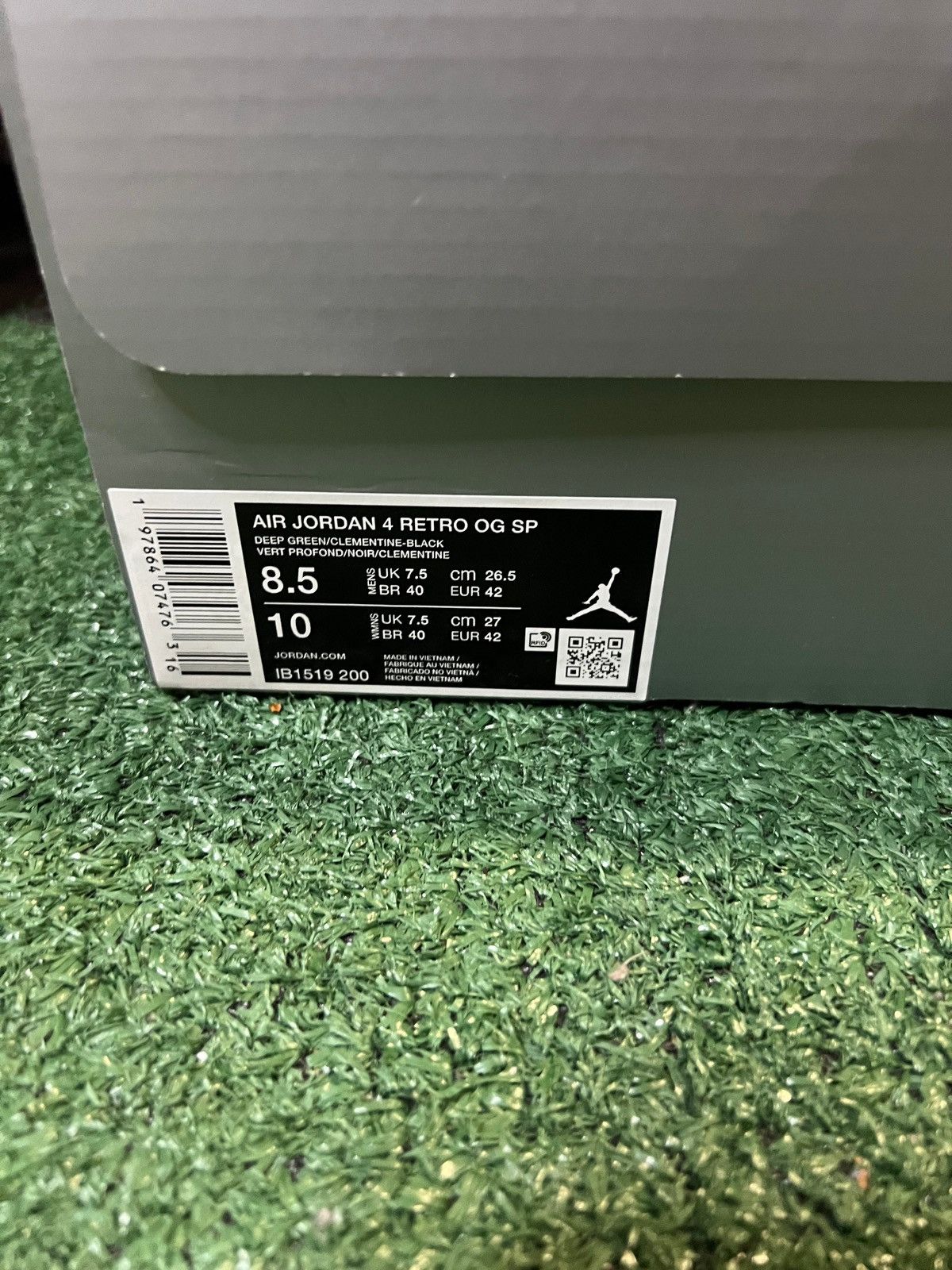 Jordan Brand Jordan 4 undefeated Size US 10.5 / EU 43-44 - 6 Thumbnail