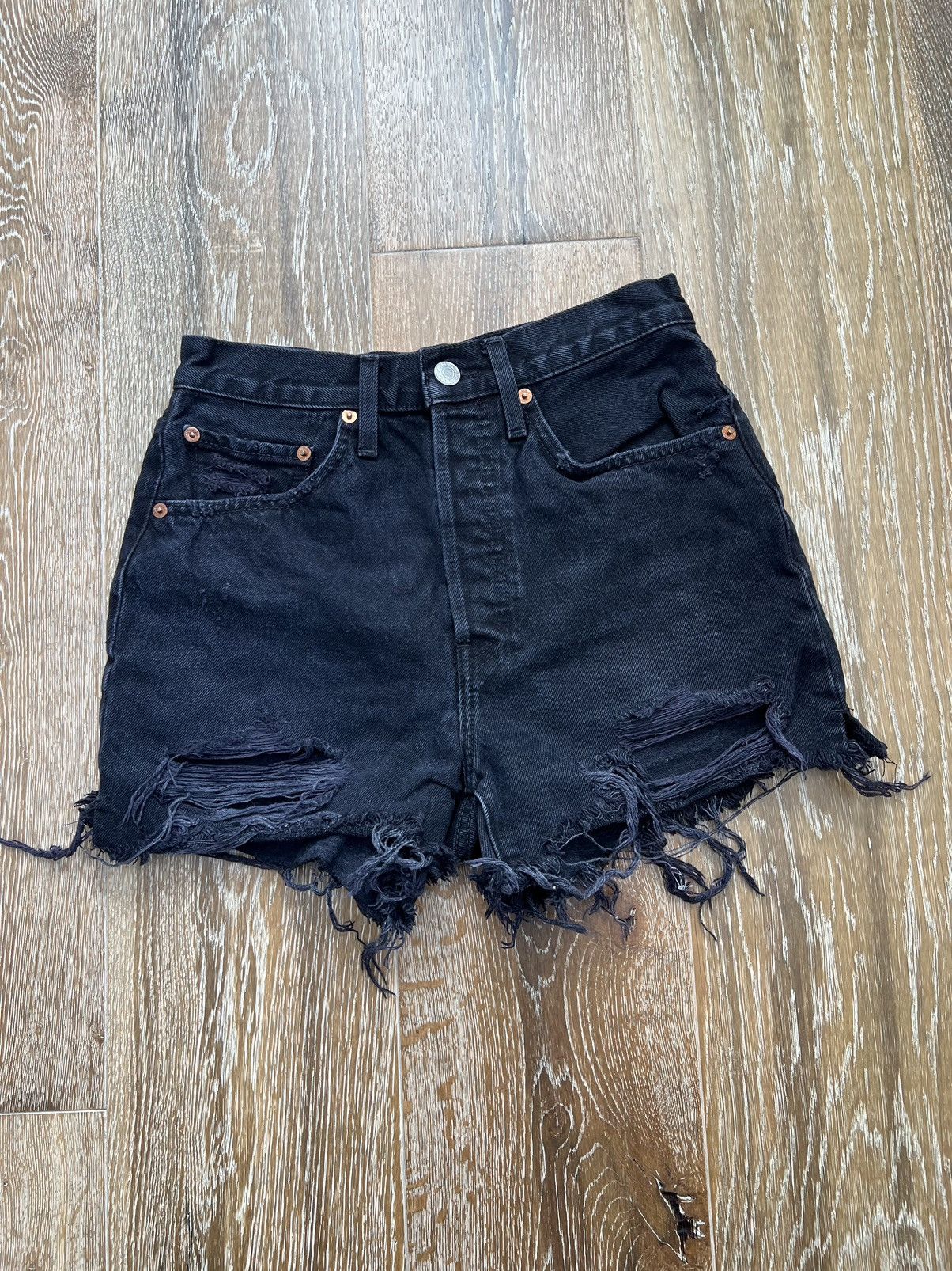 RE/DONE Re/done distressed denim shorts Size 26" / US 2 / IT 38 - 1 Thumbnail