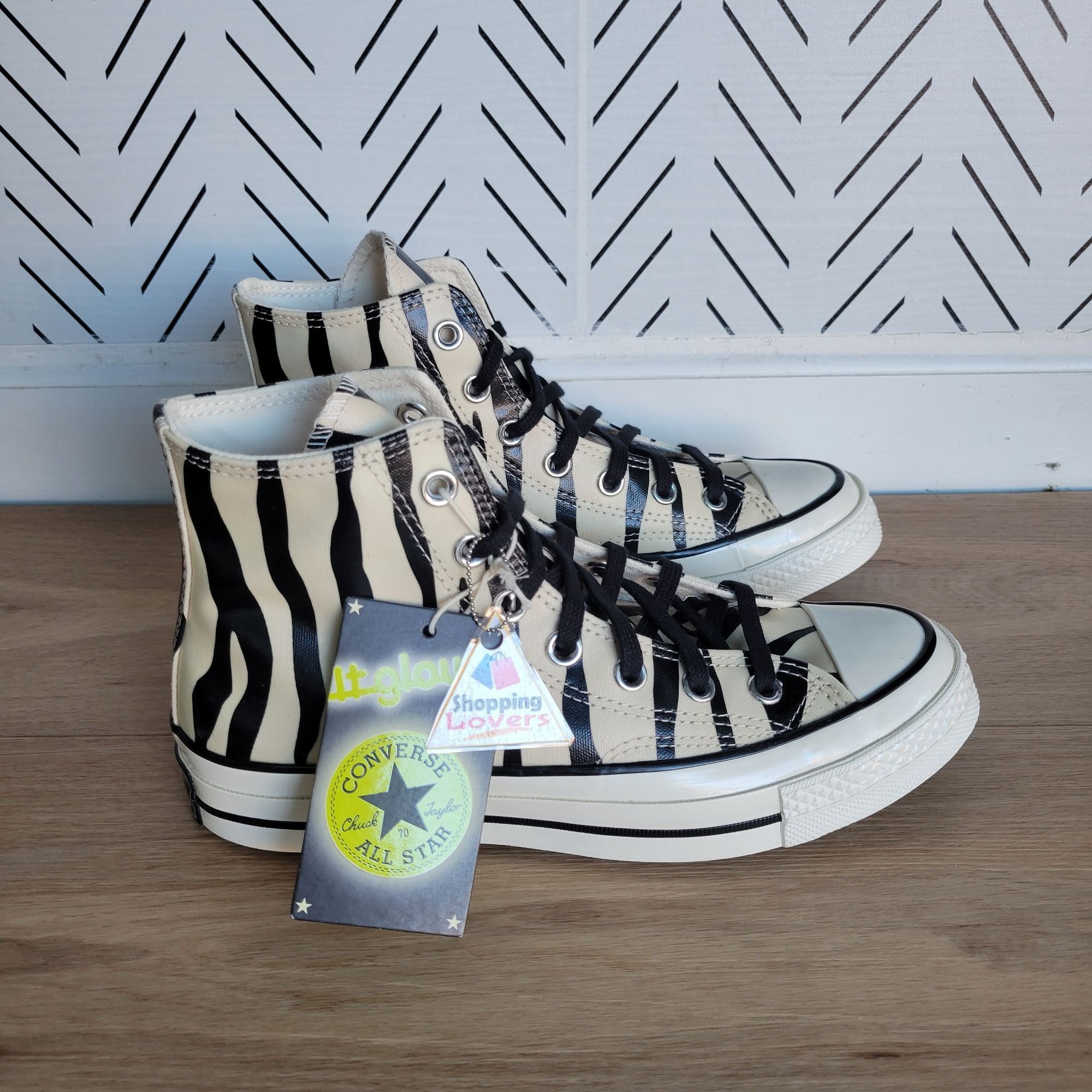 Converse ⭐Converse Chuck 70 Hi Sz 7 Men's Shoes Zebra Print Canvas Gl Size US 7 / EU 40 - 1 Thumbnail