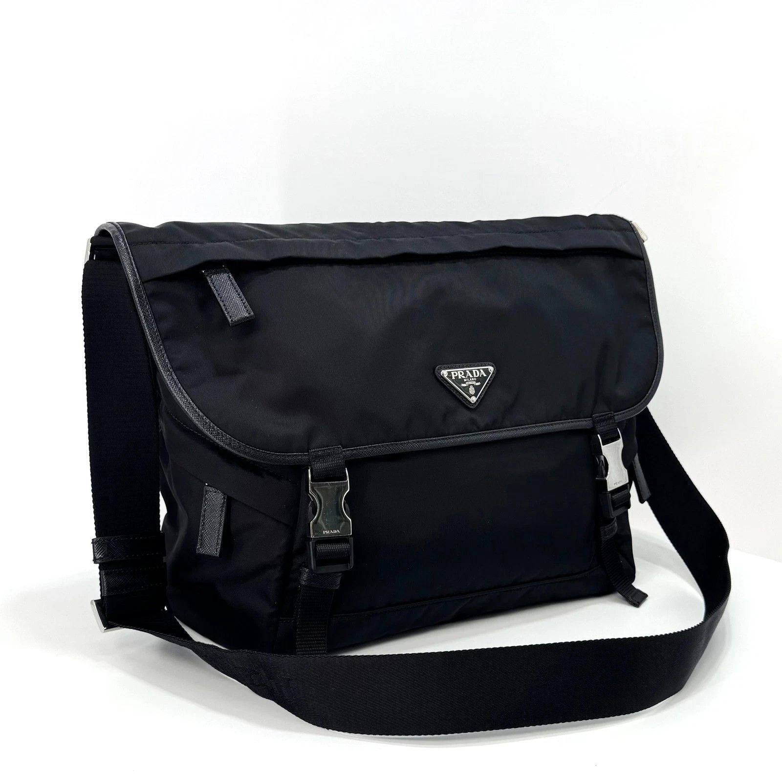 Prada MINT! Prada Triangle Logo Re-Nylon Saffiano Crossbody Bag Bl Size ONE SIZE - 1 Thumbnail