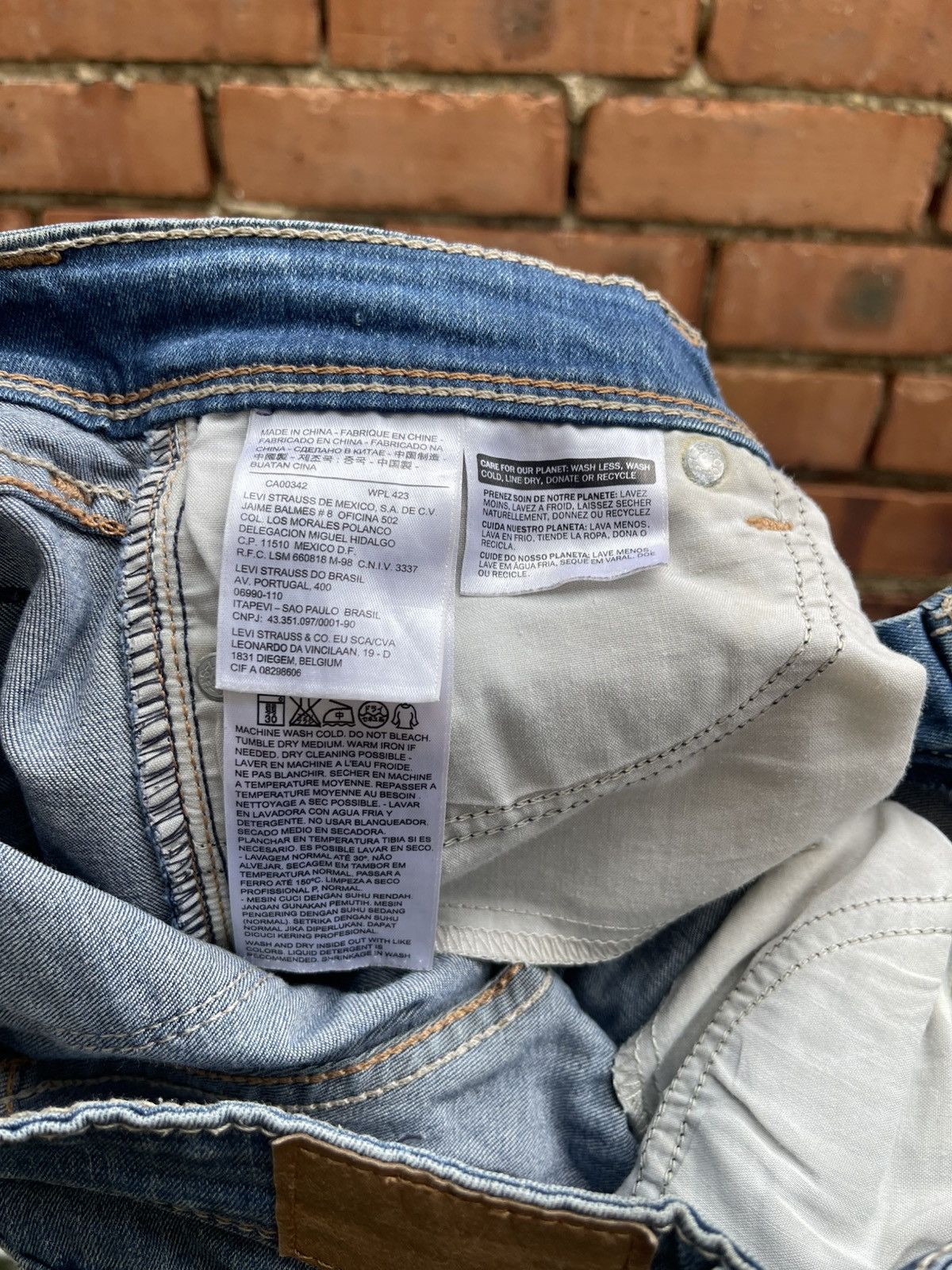 Levi's M Levi’s Flared Bootcut Demi Curve Denim Jeans dirty look Size 28" / US 6 / IT 42 - 10 Thumbnail