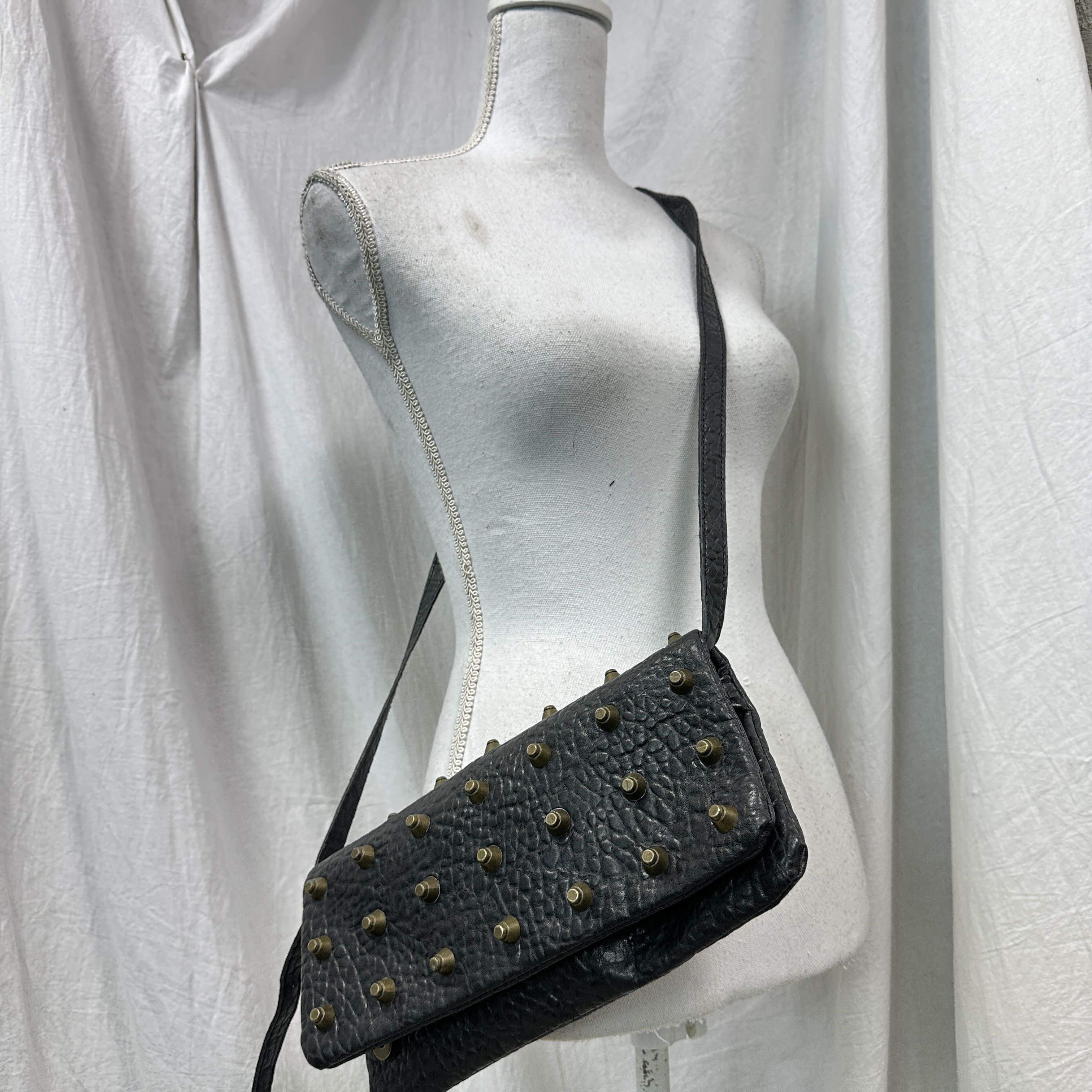 Vintage Vintage Avant Garde Studded Spikes Grunge Clutch Bag 00s Size ONE SIZE - 6 Thumbnail