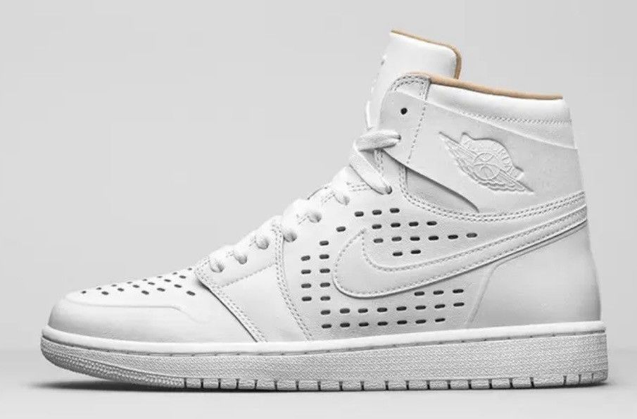 Jordan Brand × Nike Jordan 1 Retro White Vachetta Tan Size US 10.5 / EU 43-44 - 1 Thumbnail