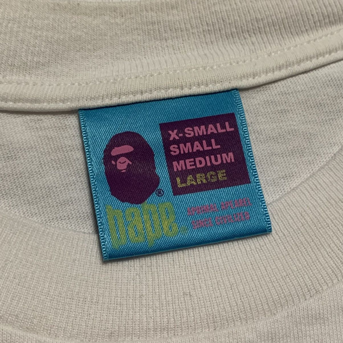 Bape Bape Large Big Ape Head Camo White Tee A Bathing Ape Vintage Size US L / EU 52-54 / 3 - 6 Thumbnail