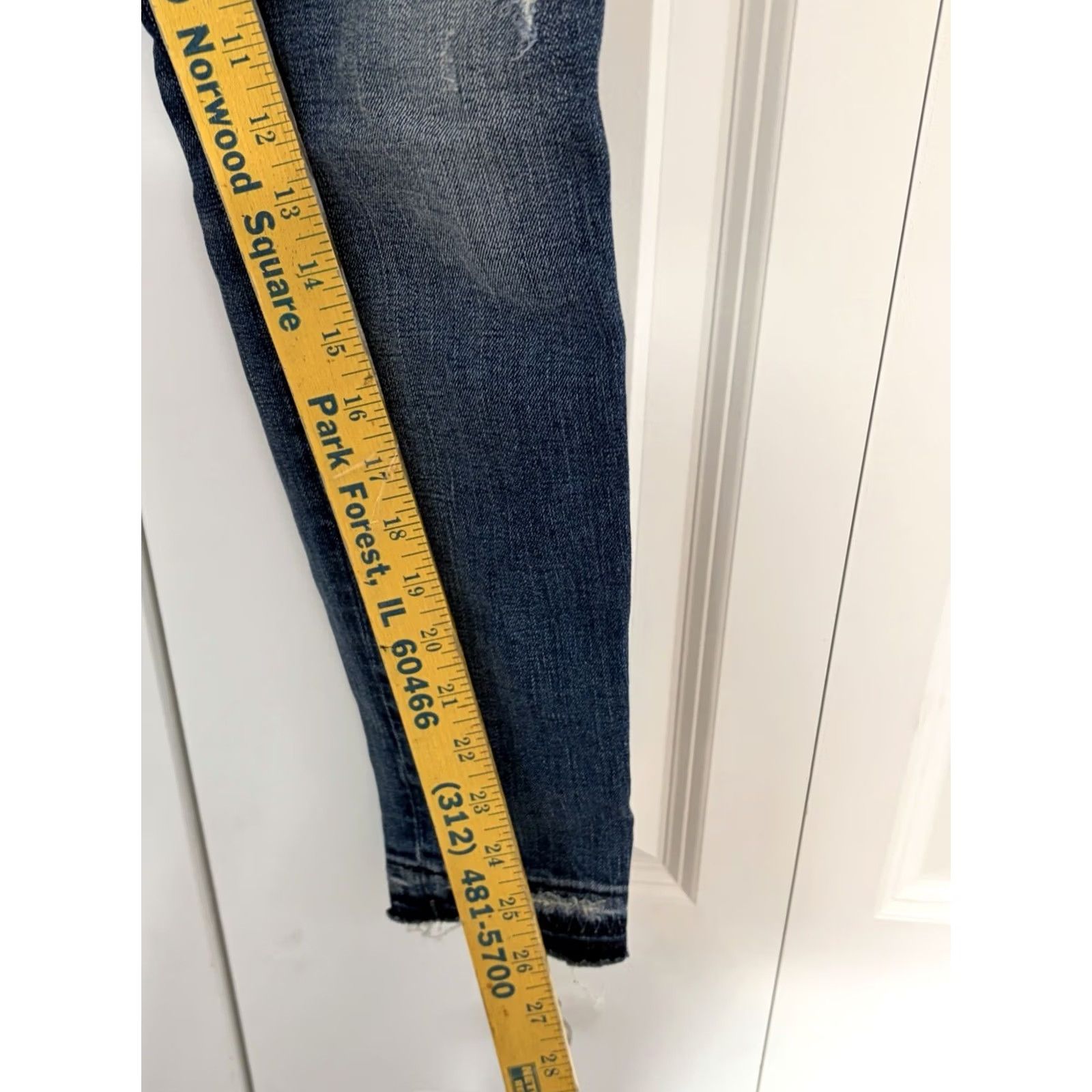 Madewell Madewell 9" High-Rise Skinny Ankle Jeans Winifred Wash 25 Distressed Jeans Blue Women Regular 5-Pocket Button Zipper Slim Vintage: No Size 42" / US 20 - 3 Thumbnail