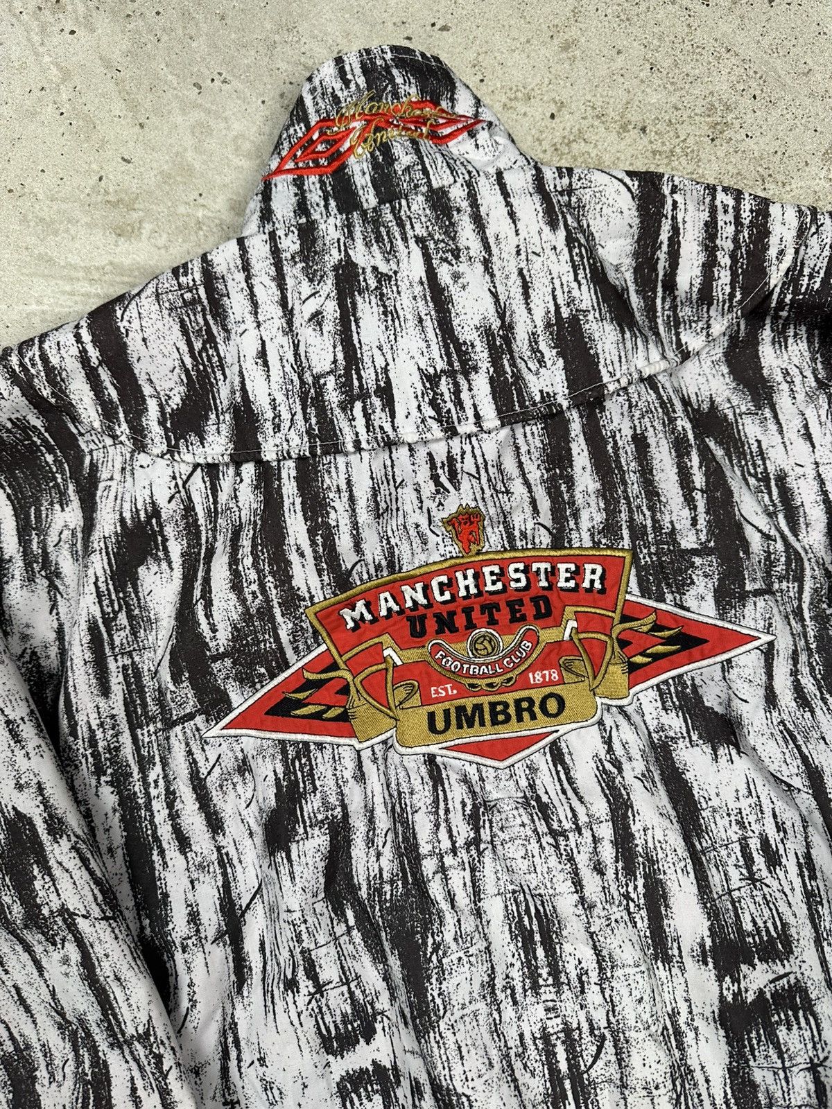 Umbro Vintage 90s Umbro x Manchester United Training Bomber Jacket Size US S / EU 44-46 / 1 - 15 Thumbnail