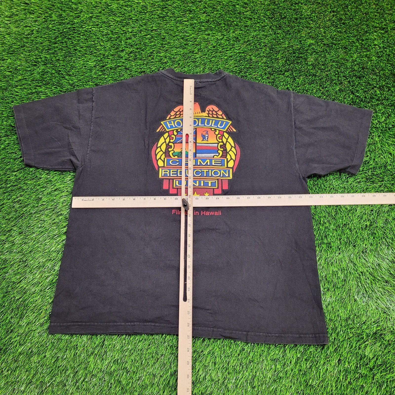 Hanes VTG 90s "Honolulu CRU" TV Show Film Crew T-Shirt XL Hanes Size US XL / EU 56 / 4 - 11 Thumbnail