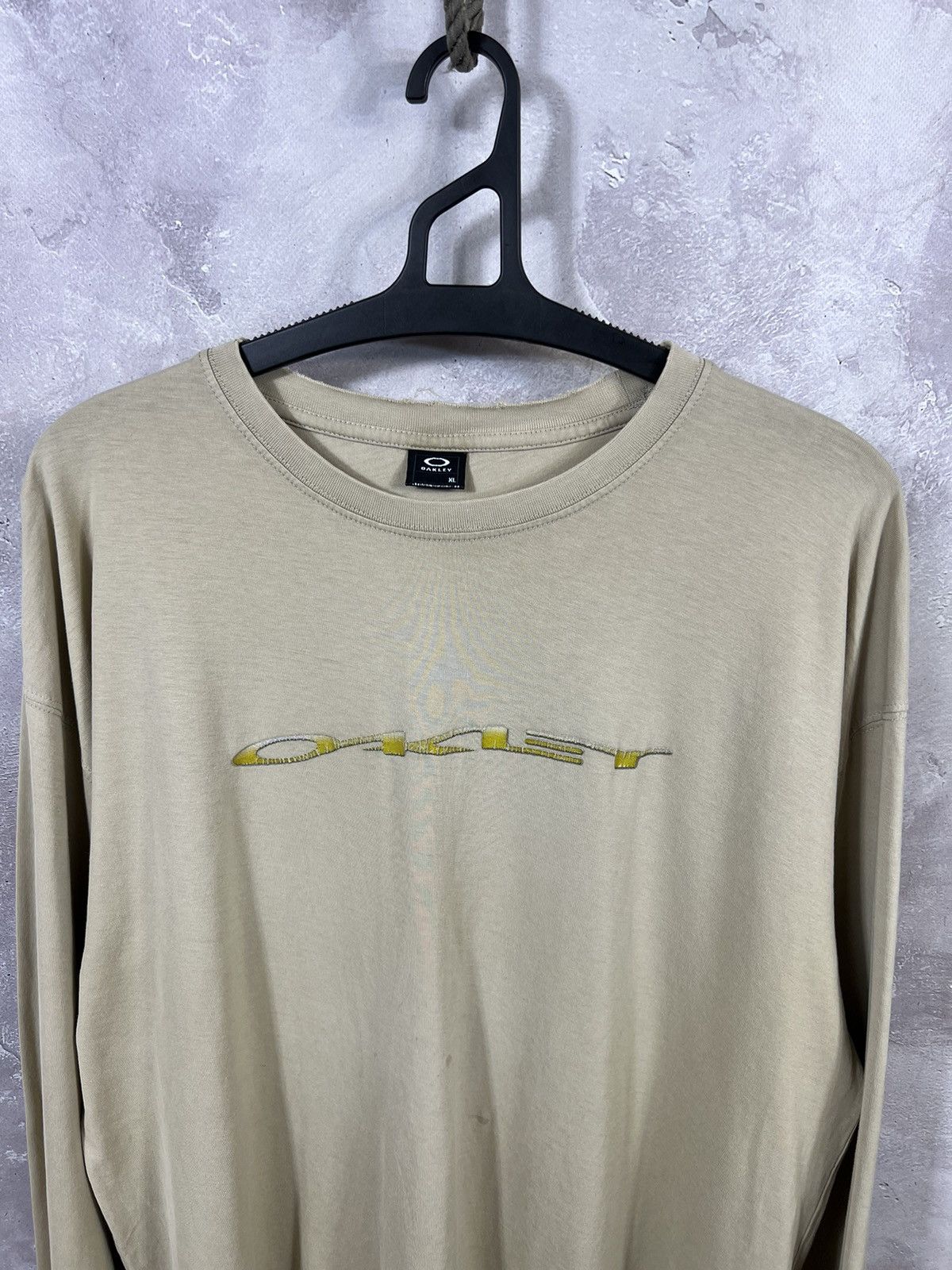 Oakley × Vintage Vintage Oakley Distressed Long Sleeve Size US XL / EU 56 / 4 - 3 Thumbnail