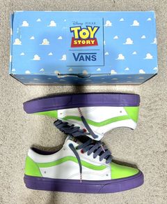 Harga vans toy story sales