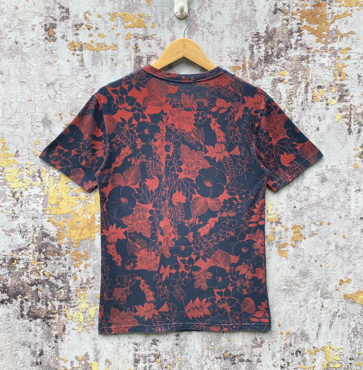 Vintage Jean Colonna Floral Graphic Sexy Girl Shirt Fashion Designer Size US S / EU 44-46 / 1 - 2 Thumbnail