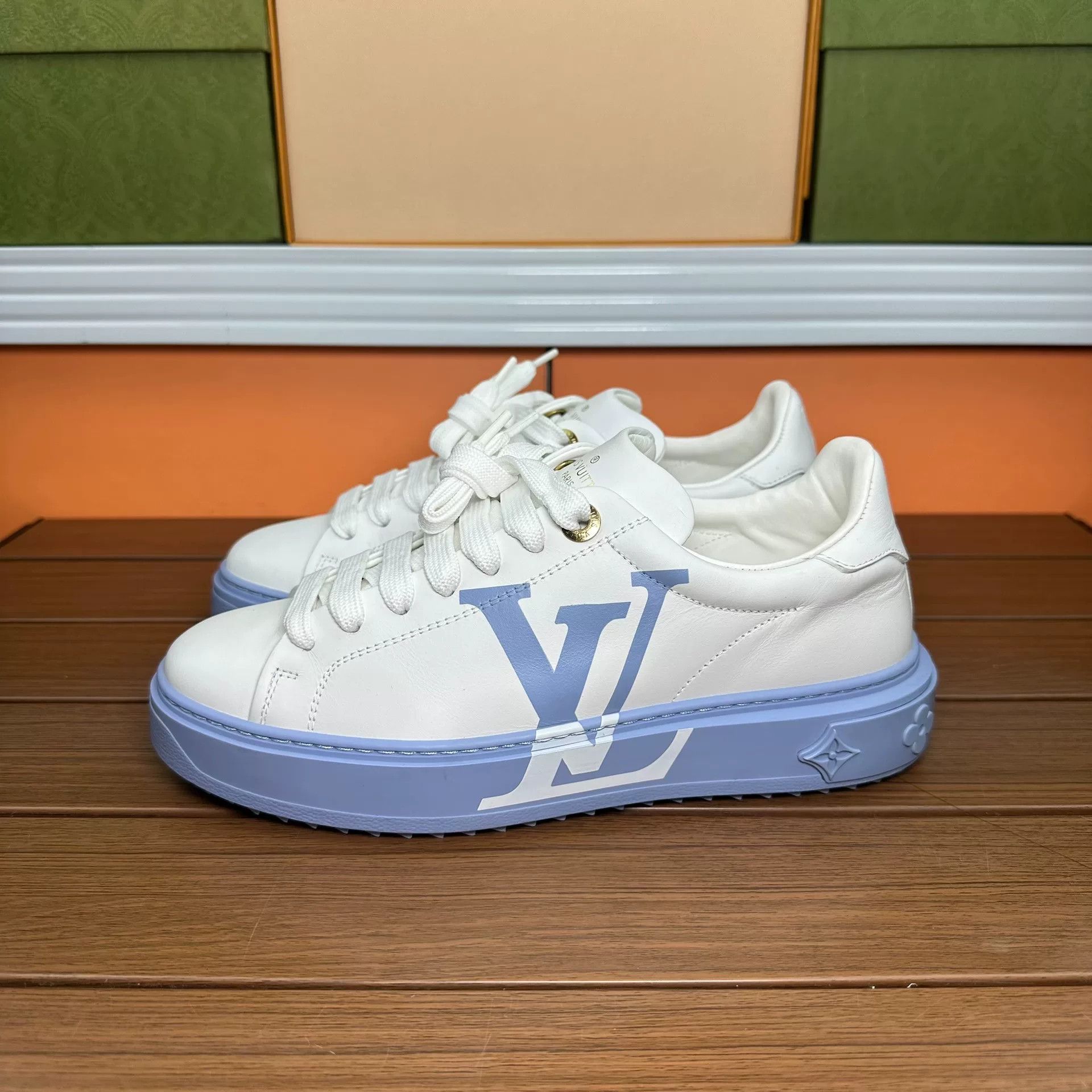 Louis Vuitton Louis Vuitton Blue Lowtop Sneakers it_37 Women Size US 7 / IT 37 - 1 Thumbnail