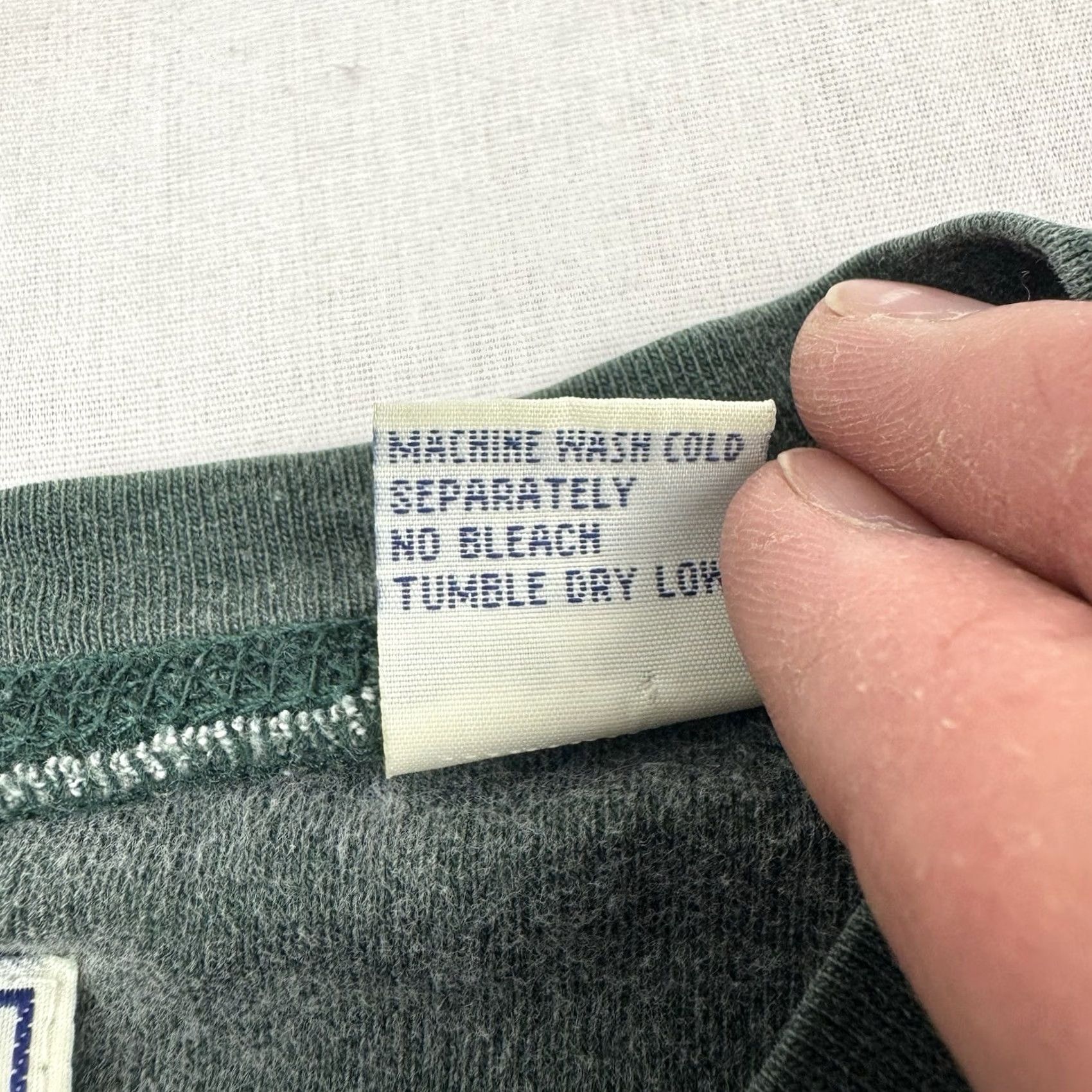 American Eagle Outfitters VINTAGE American Eagle Henley Shirt Adult XL Green Cotton Long Sleeve Button Up 90s Y2K Hipster Punk Mens Size US XL / EU 56 / 4 - 7 Thumbnail