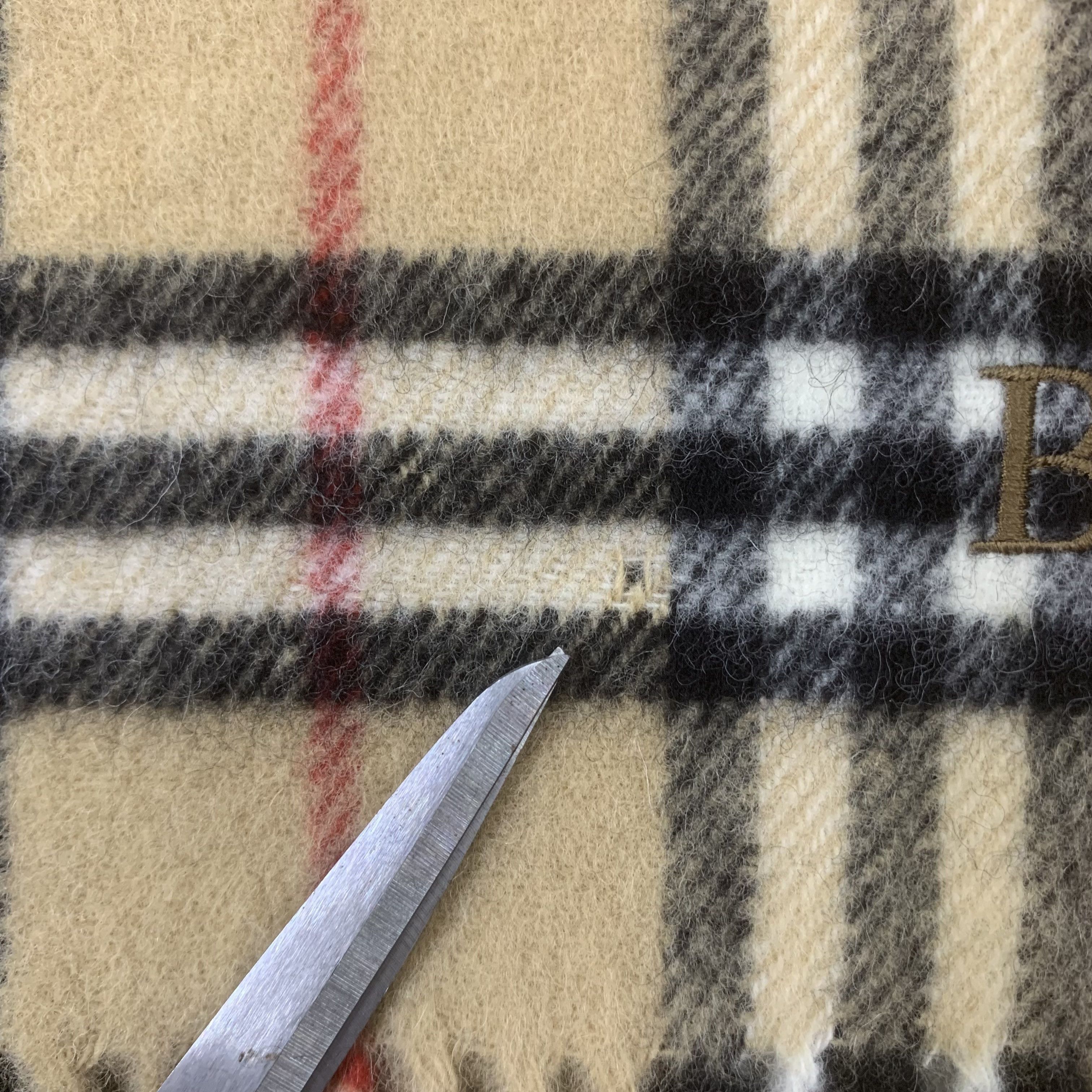 Burberry Burberry Scarf Wool Muffler Neck Wrap BL9279 Size ONE SIZE - 7 Thumbnail