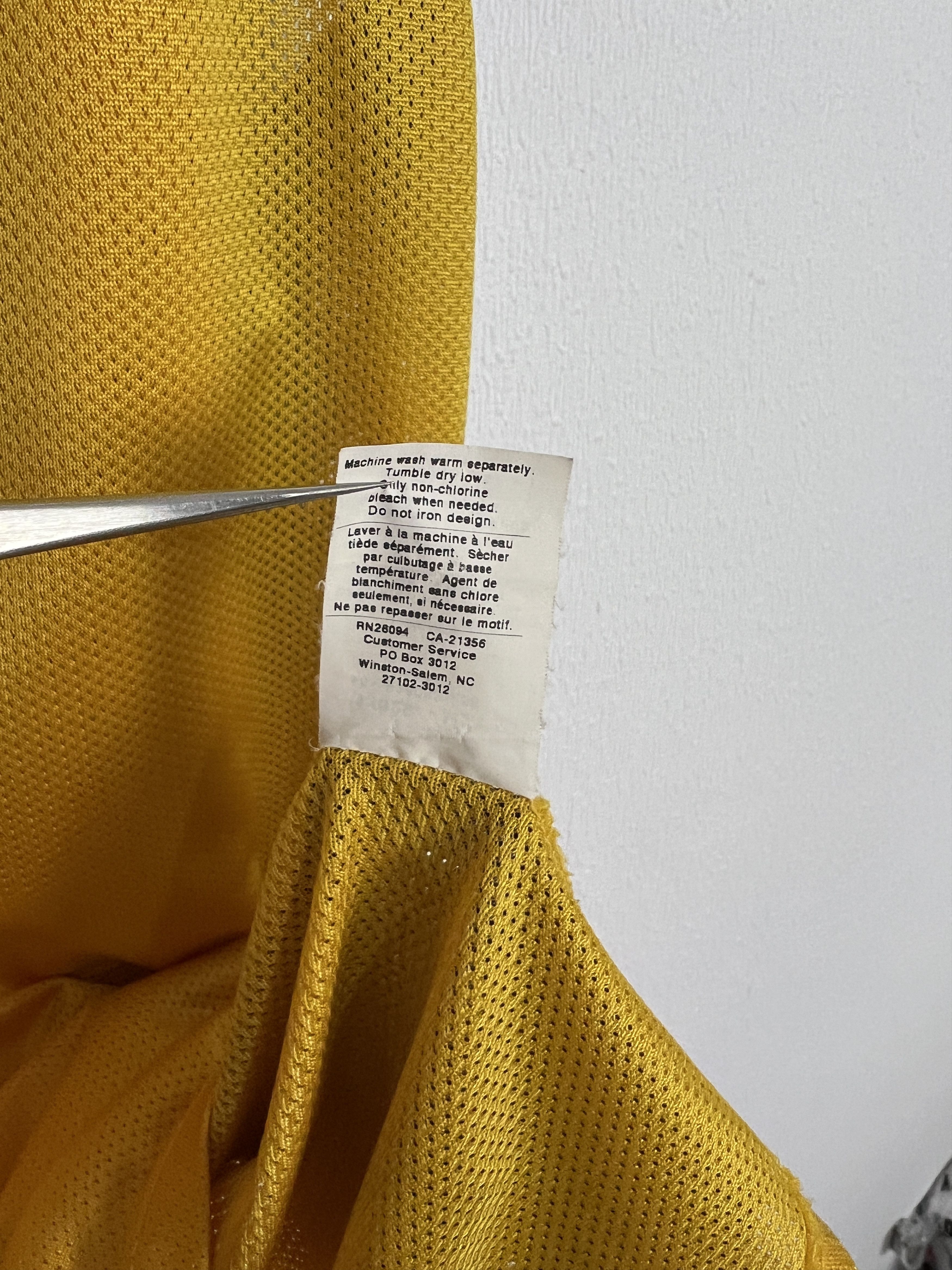 Champion Vintage 90's Champion Los Angeles Lakers Grant Jersey Size US L / EU 52-54 / 3 - 9 Thumbnail