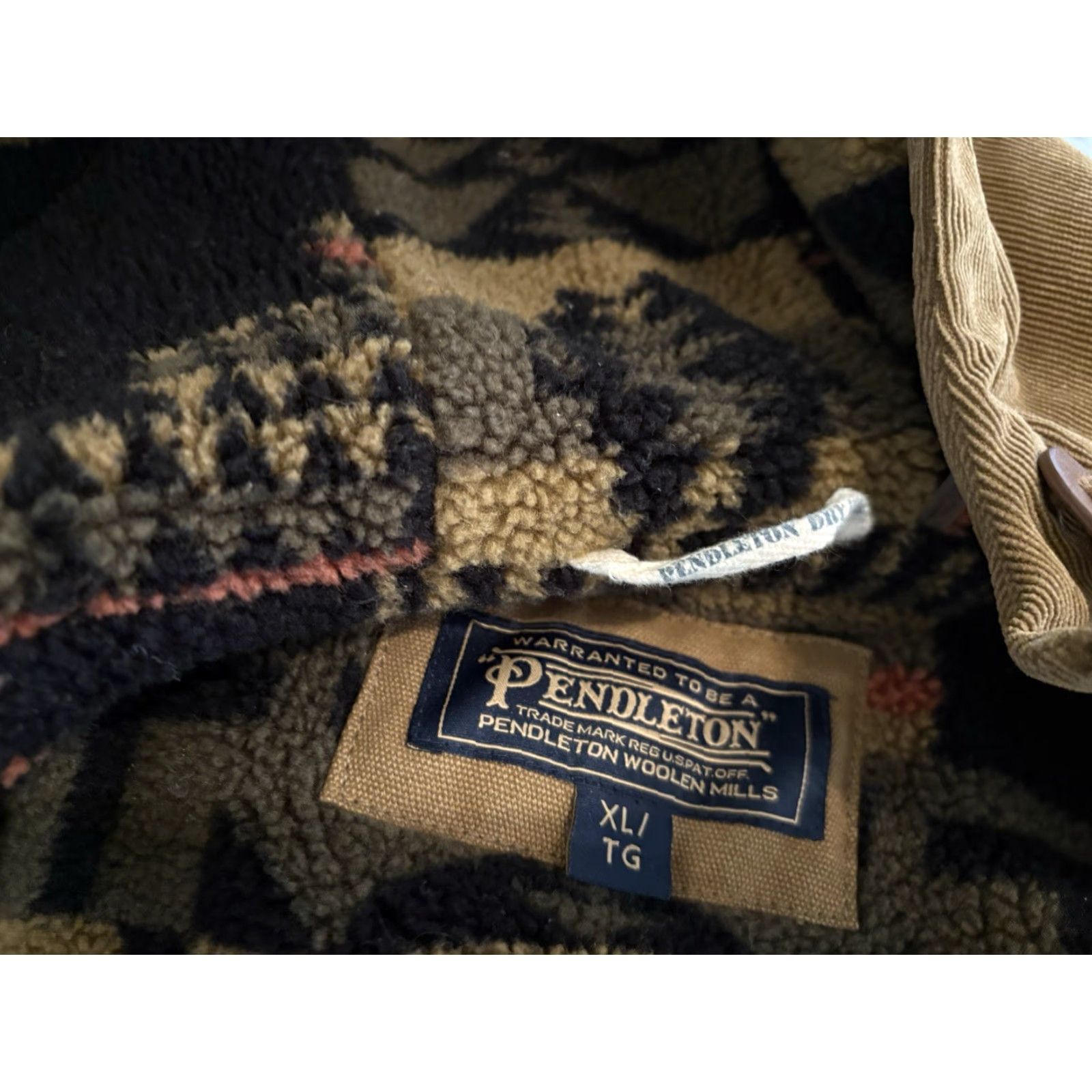 Pendleton VINTAGE Pendleton Jacket Aztec Print Canvas Hooded XL Mens Brown Full Zip Snap - 60 characters Size US XL / EU 56 / 4 - 4 Thumbnail