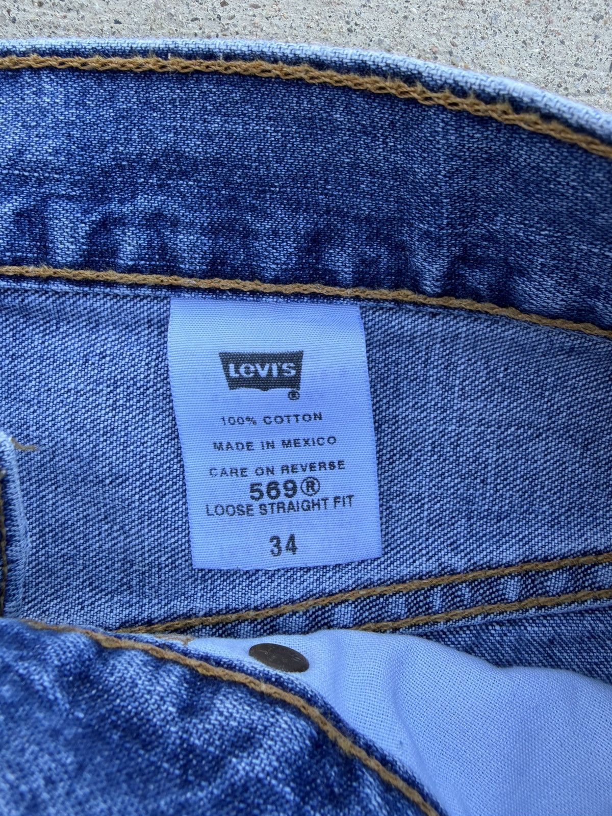 Levi's Levi’s Jean Shorts Size US 33 - 3 Thumbnail
