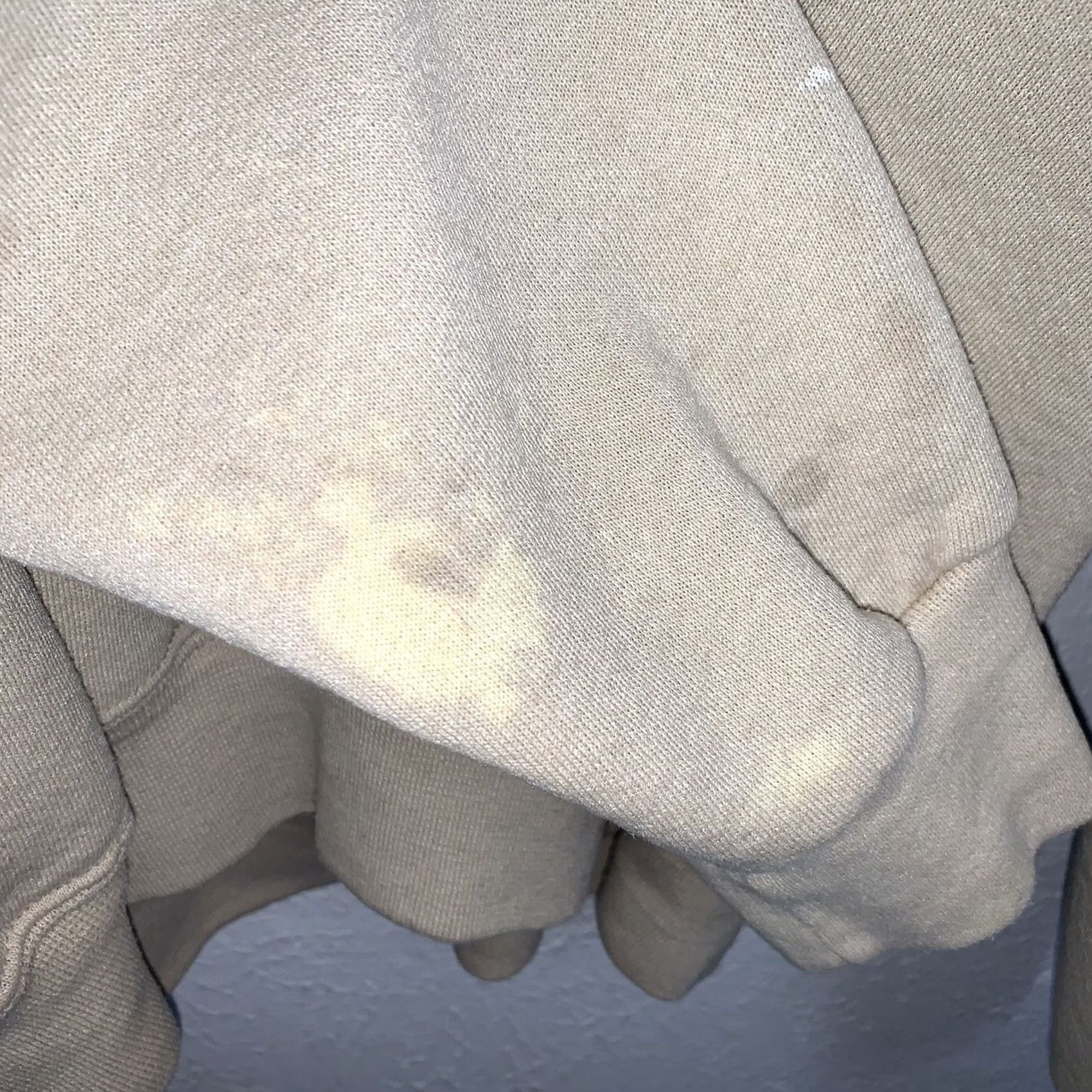 Russell Athletic VINTAGE Russell Athletic Sweatshirt Cream Hoodie 90s USA Distressed Pullover XLT Mens Regular Crew Neck Long Sleeve Fleece Size US XL / EU 56 / 4 - 6 Thumbnail