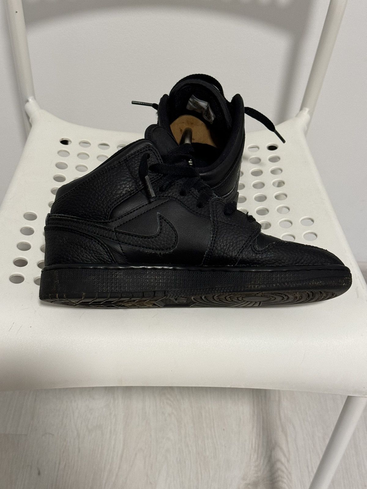 Nike Nike Air Jordan 1 Mid 554724-091 Black Size US 6 / IT 36 - 4 Thumbnail