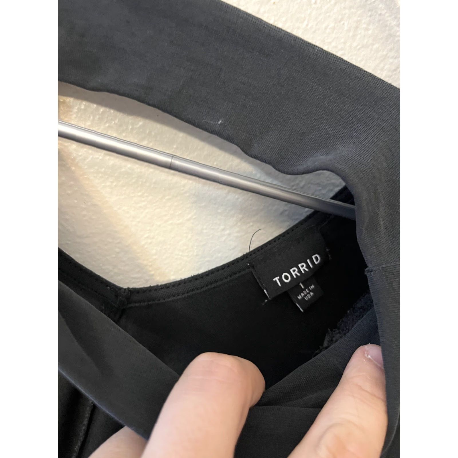 Torrid Torrid Tank Shirt Women 1X Black Round Neck Open Chest Loose Fitting Tank 1X Women Torrid Black Open Chest Tank Loose Fitting 1X Plus Size Women Size XL / US 12-14 / IT 48-50 - 3 Thumbnail