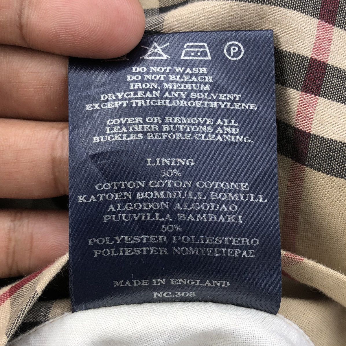 Burberry Vintage Burberry London Novacheck Reversible Bomber Jacket Size US L / EU 52-54 / 3 - 17 Thumbnail