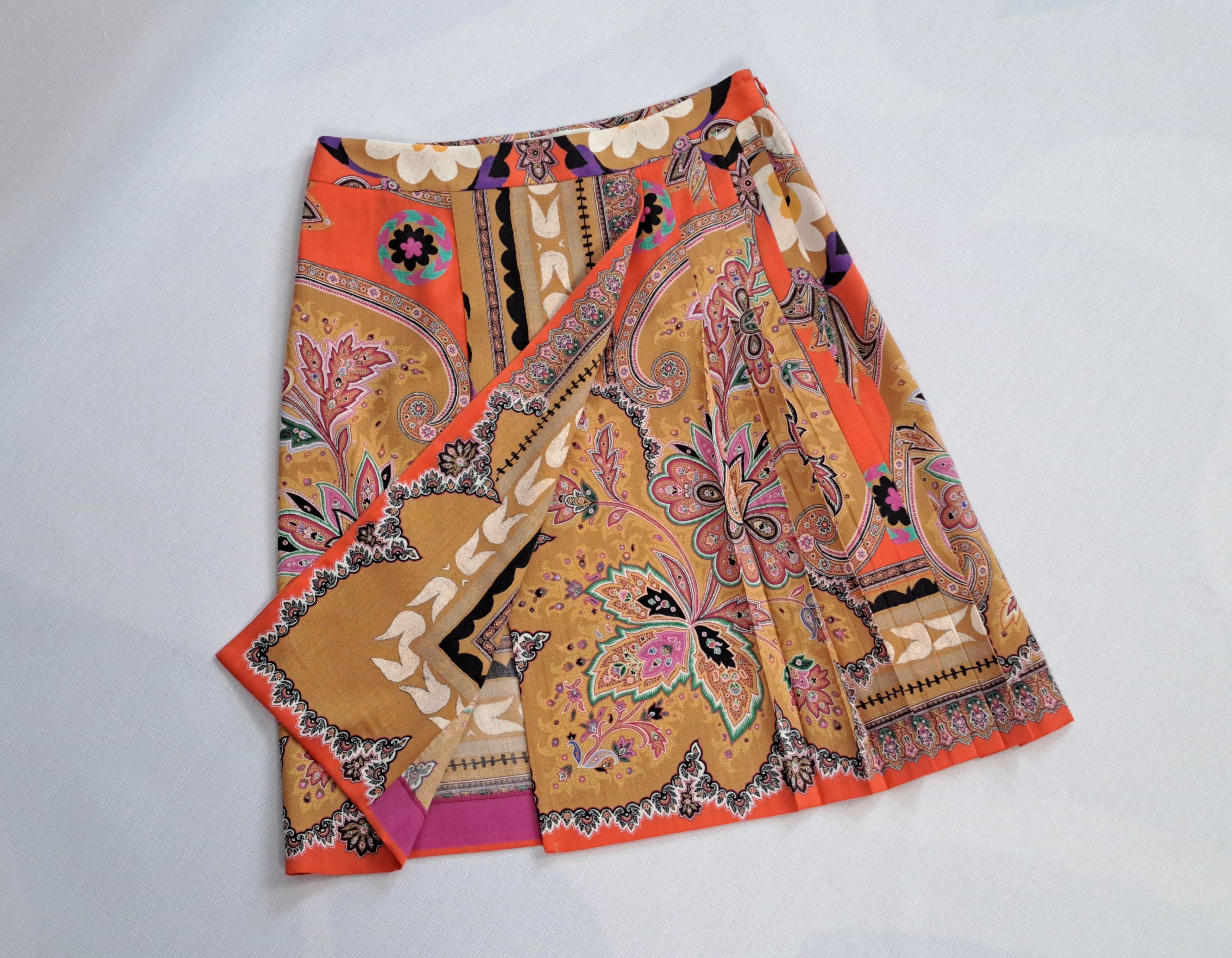 Etro ETRO multicolor paisley/floral wool skirt. Size 42IT Size 28" / US 6 / IT 42 - 1 Thumbnail