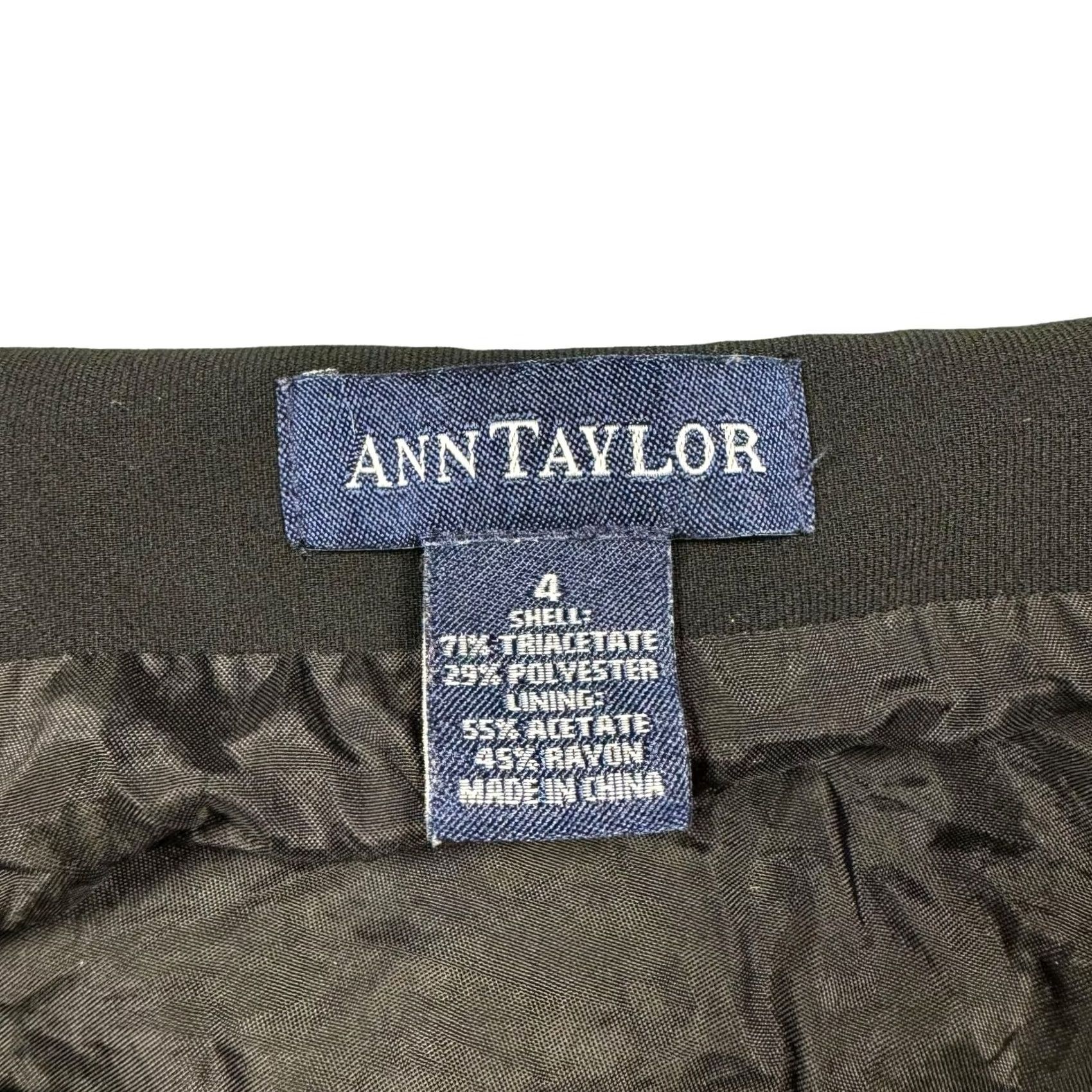 Ann Taylor Ann Taylor Skirt Women's Knee Length Flare Pleated Black Size 4 Size 27" / US 4 / IT 40 - 4 Thumbnail