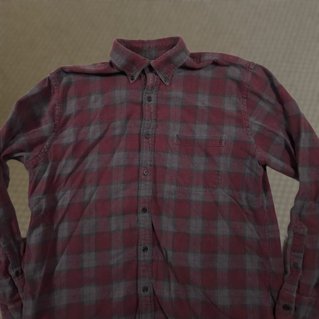 Lands' End Lands' End Shirt Mens L Red Plaid Flannel Button-Front Long Sleeve Casual Womens? Mens? Size US L / EU 52-54 / 3 - 1 Thumbnail