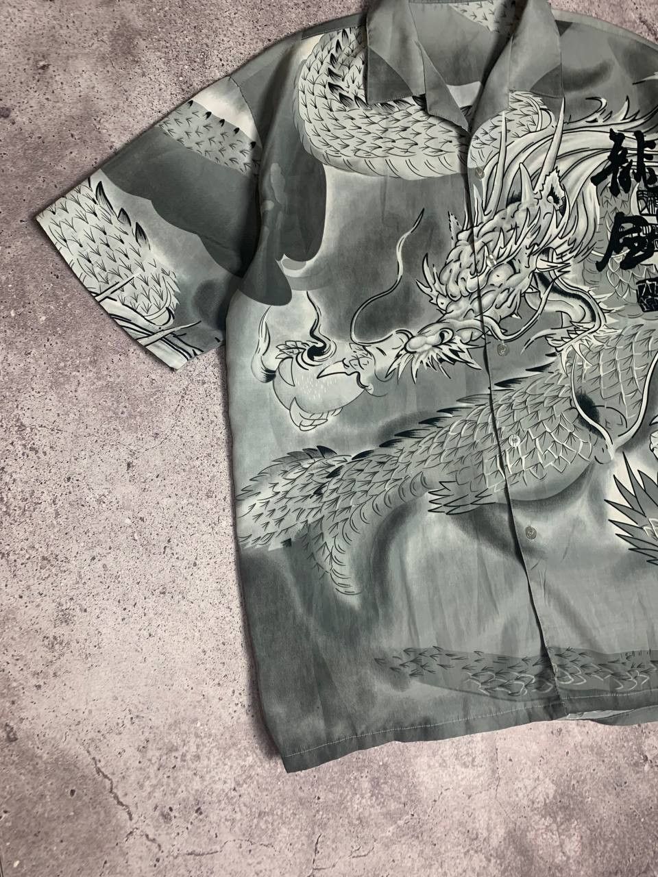 Japanese Brand Vintage shirt Dragon Fly Tattoo Style big logo size XL Size US XL / EU 56 / 4 - 2 Thumbnail