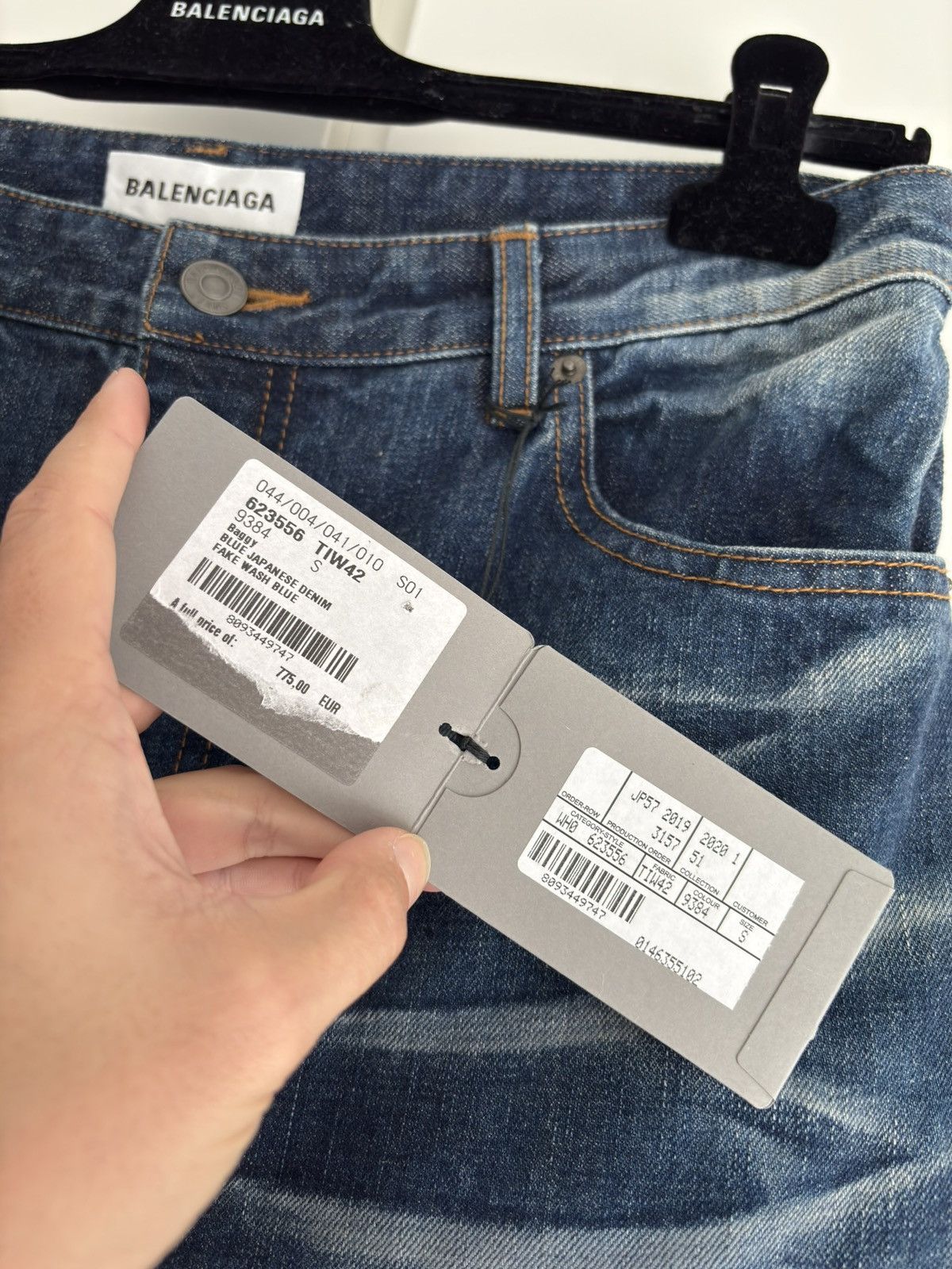 Balenciaga Balenciaga Catwash faded whiskers blue baggy wide-leg jeans Size US 31 - 4 Thumbnail