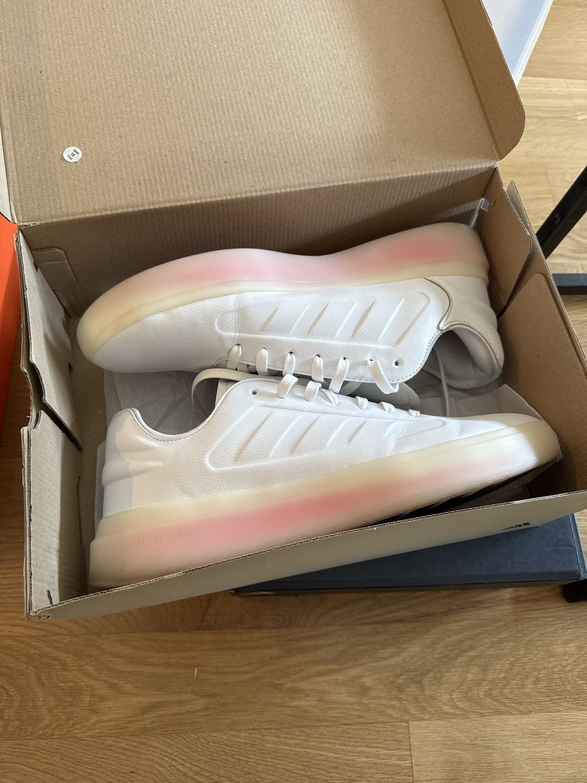 Adidas Adidas Zntasy white / pink size 13 Size US 13 / EU 46 - 1 Thumbnail