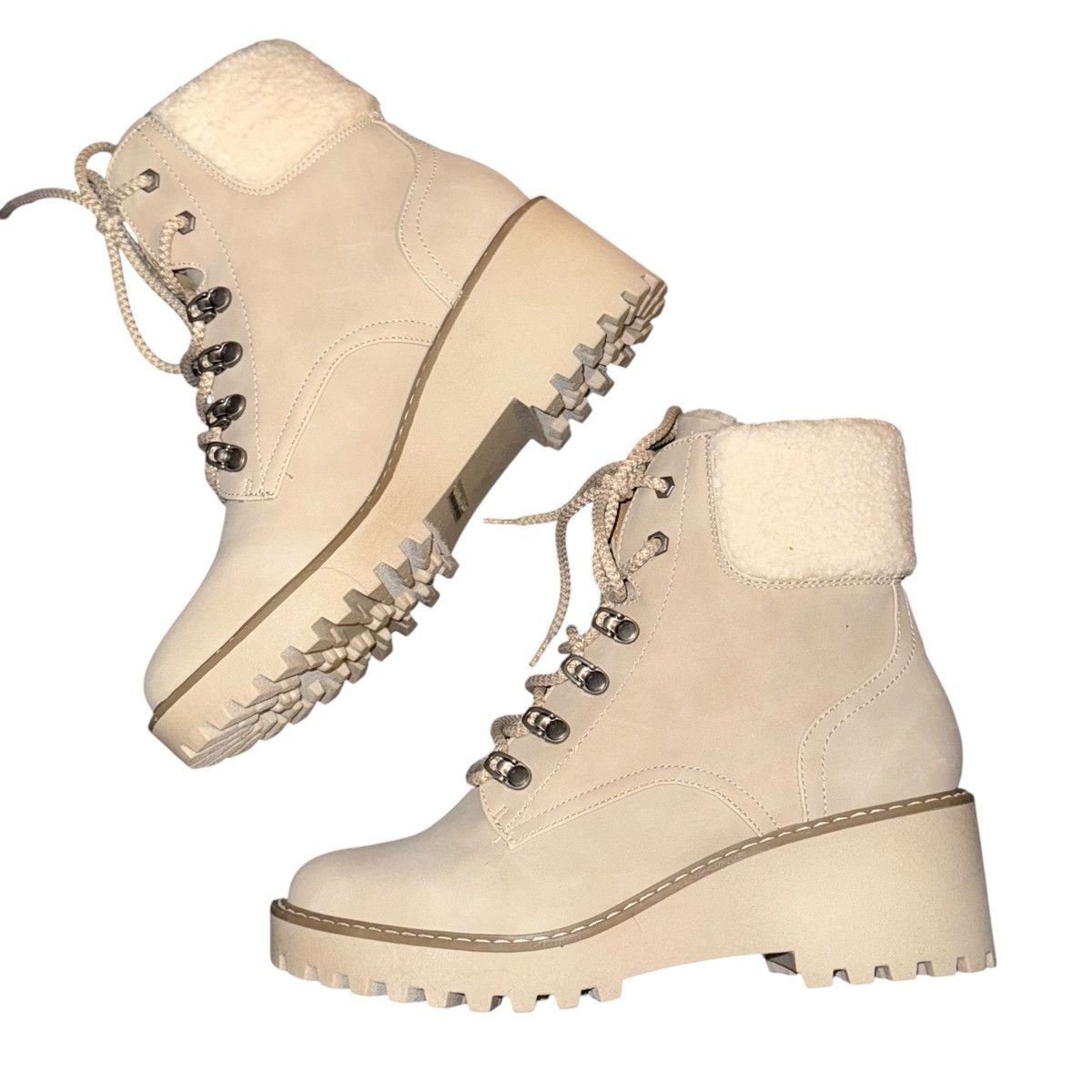 Dolce Vita DV by Dolce Vita Russit Sherpa trim laced wedge ankle boots Size US 9.5 / IT 39.5 - 5 Thumbnail