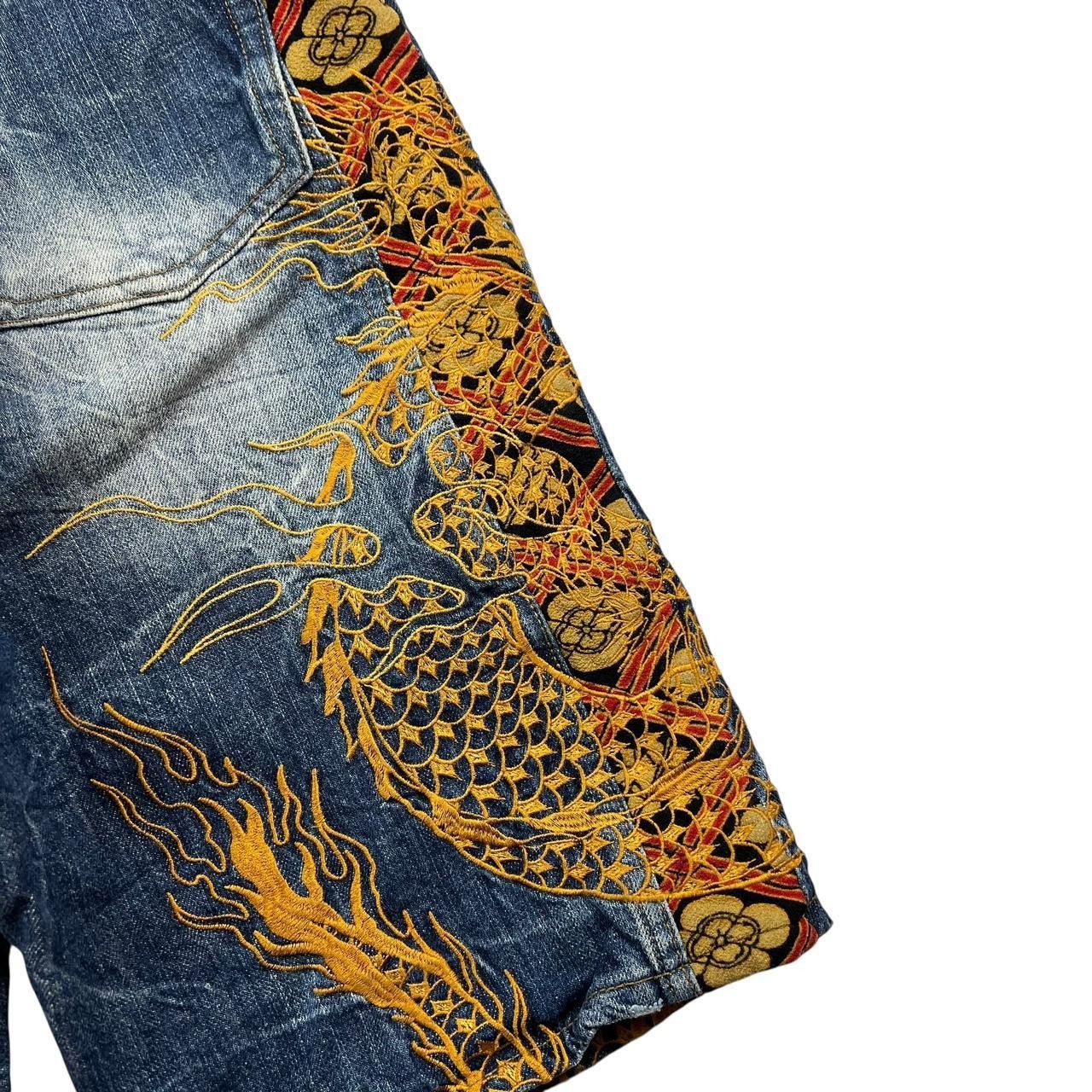Karakuri Tamashii Karakuri Tamashii Embroidered Dragon Denim Shorts - Waist 30 Size US 30 / EU 46 - 4 Thumbnail