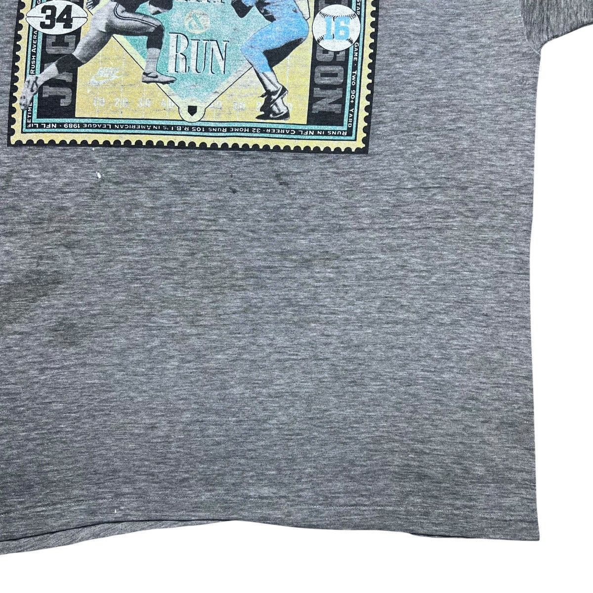 Nike × Vintage Vintage 1980s Nike Bo Jackson Hit & Run Graphic T-Shirt Size US L / EU 52-54 / 3 - 8 Thumbnail