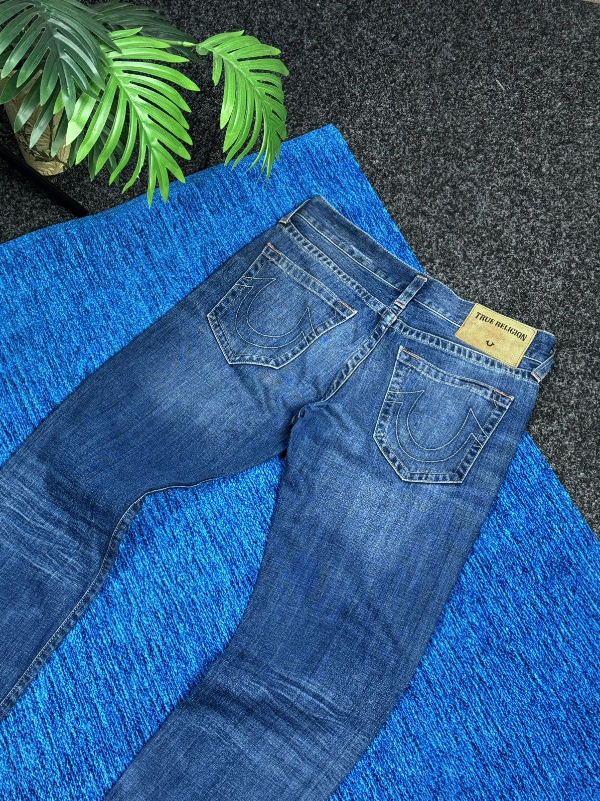 True Religion True Religion Jeans Japanese Big Logo Size 31 Size US 31 - 22 Thumbnail