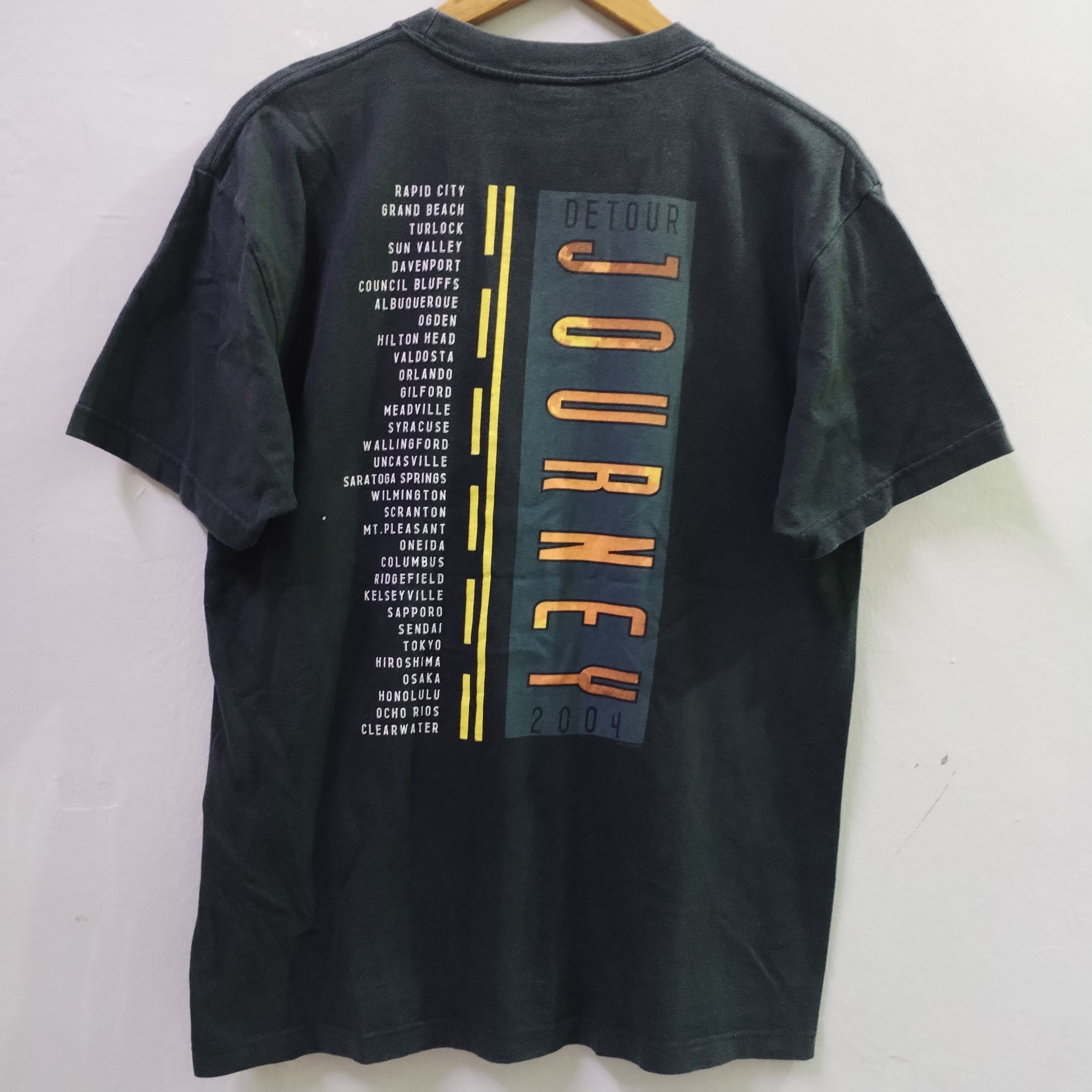 Band Tees VINTAGE JOURNEY VERY RARE Size US L / EU 52-54 / 3 - 2 Thumbnail
