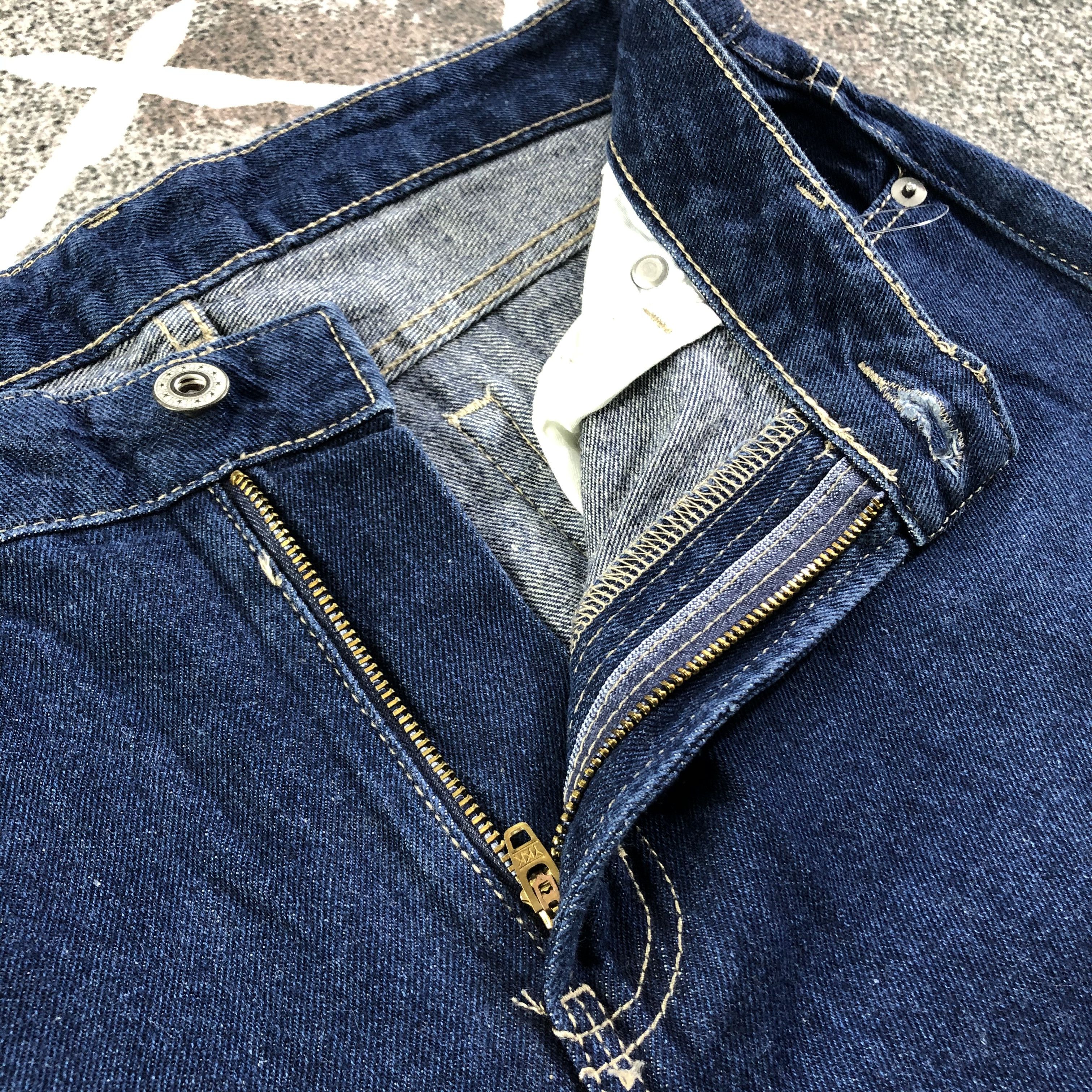 Japanese Brand Japanese Brand GU Blue Baggy Jeans KJ2028 Size US 31 - 6 Thumbnail
