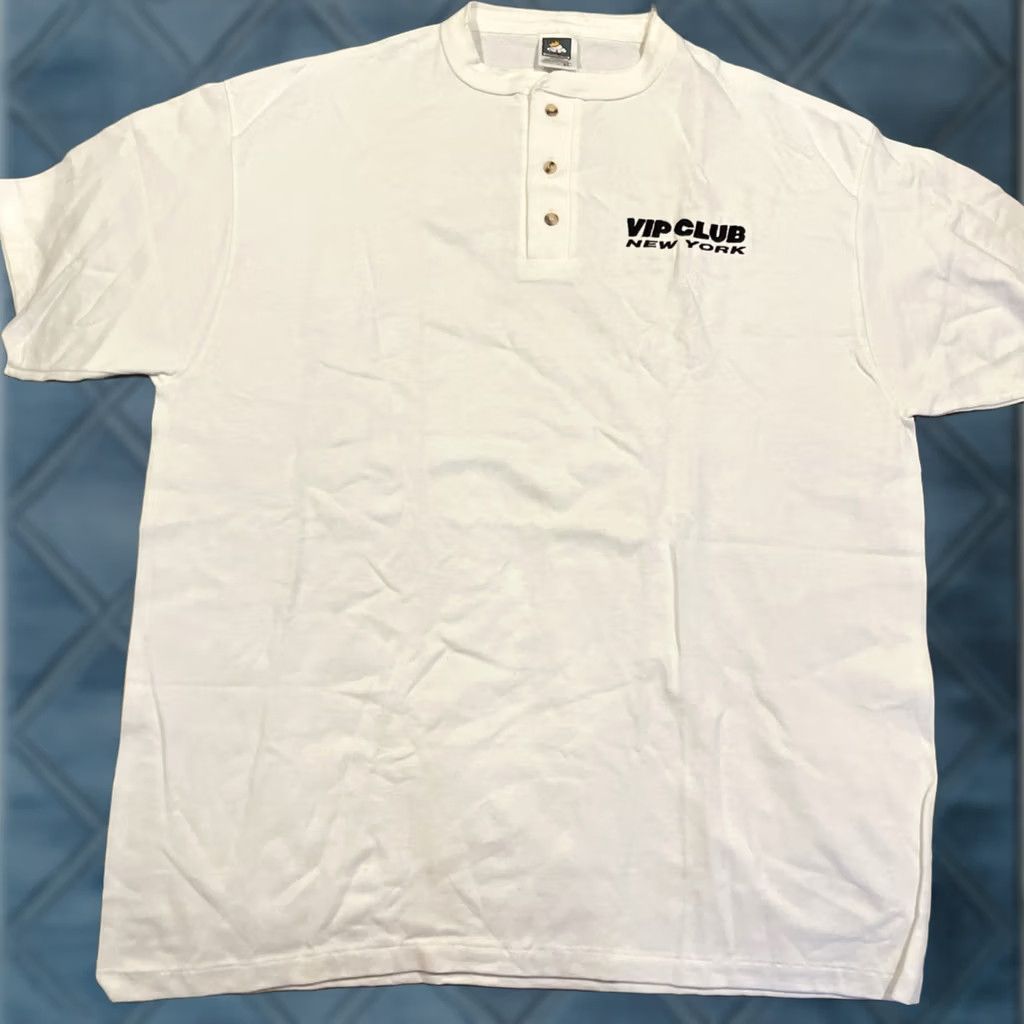 Vintage Vintage VIP CLUB New York Strip Club Henley T Shirt XL Mens White Size US XL / EU 56 / 4 - 1 Thumbnail