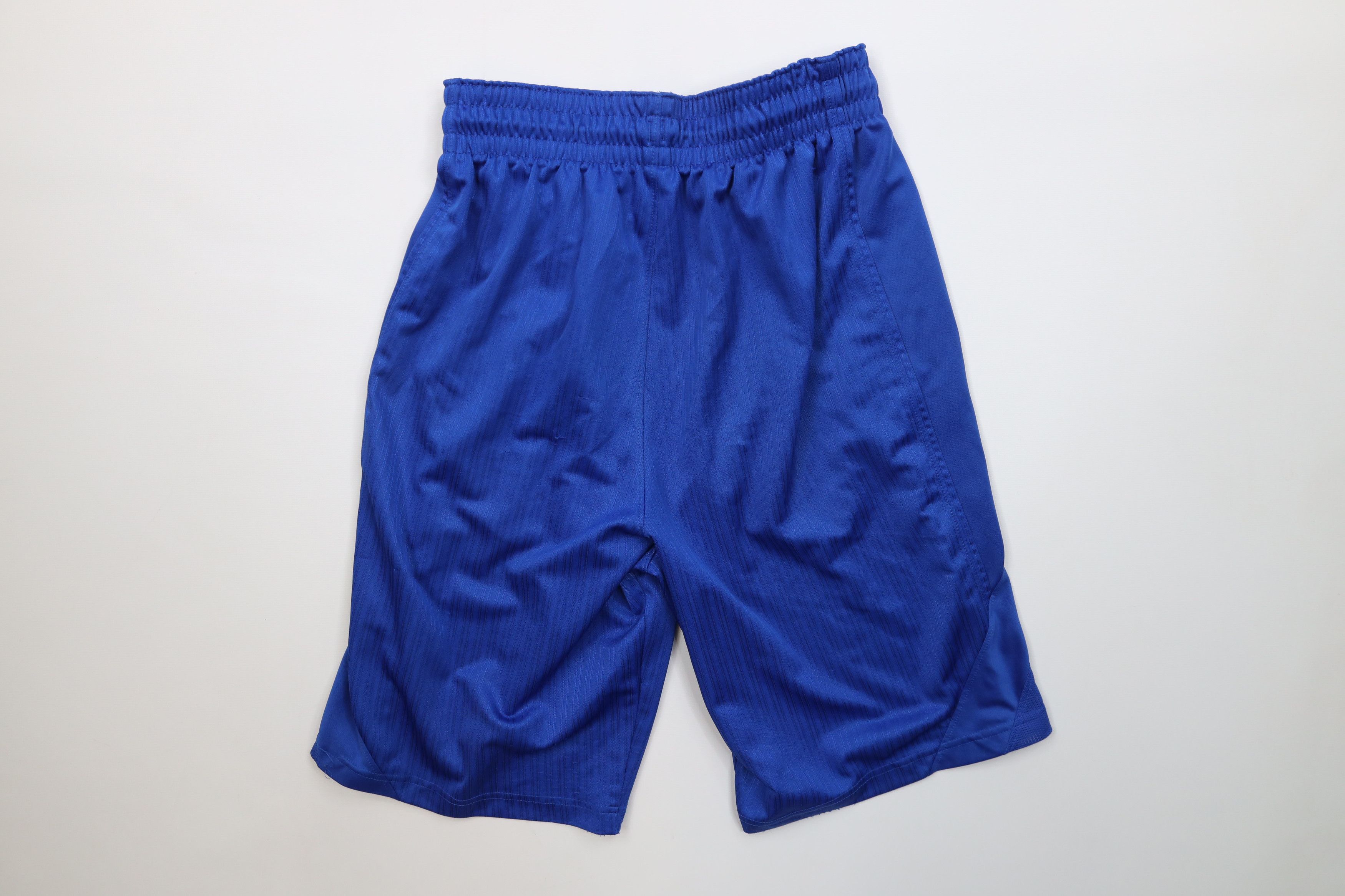 Nike Vintage Y2K Nike Striped Dazzle Basketball Shorts Blue Size US 30 / EU 46 - 10 Thumbnail