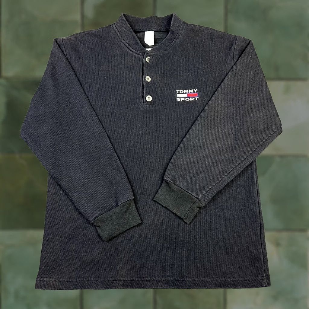 Tommy Hilfiger VINTAGE Tommy Hilfiger Tommy Sport Shirt Pullover Sweater Henley Neck Adult Small Black Logo 90s Mens Size US S / EU 44-46 / 1 - 1 Thumbnail