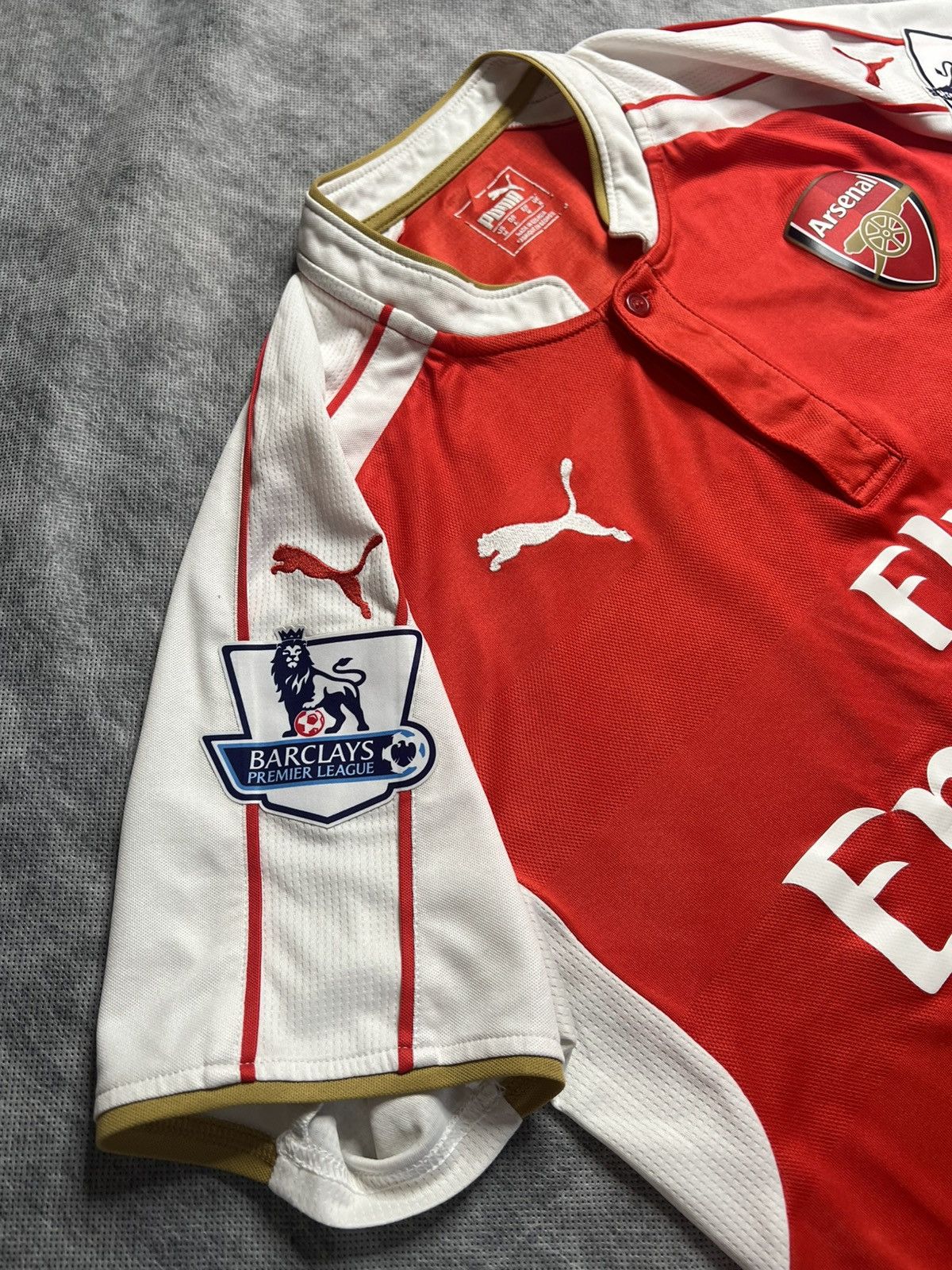 Puma ARSENAL PUMA FOOTBALL HOME JERSEY #11 OZIL Size US M / EU 48-50 / 2 - 6 Thumbnail