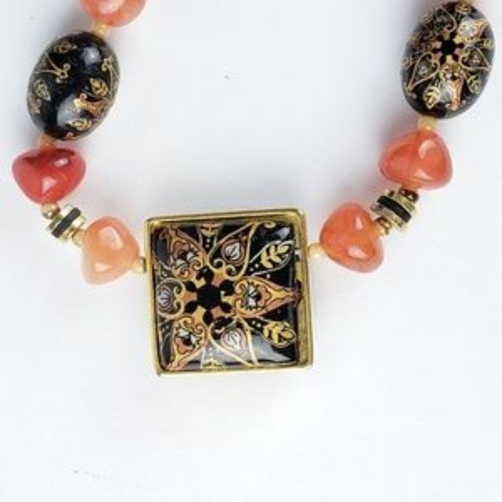 Other Red/Pink Accent Beaded Necklace with Lacquer Painted Pendant Size ONE SIZE - 4 Thumbnail