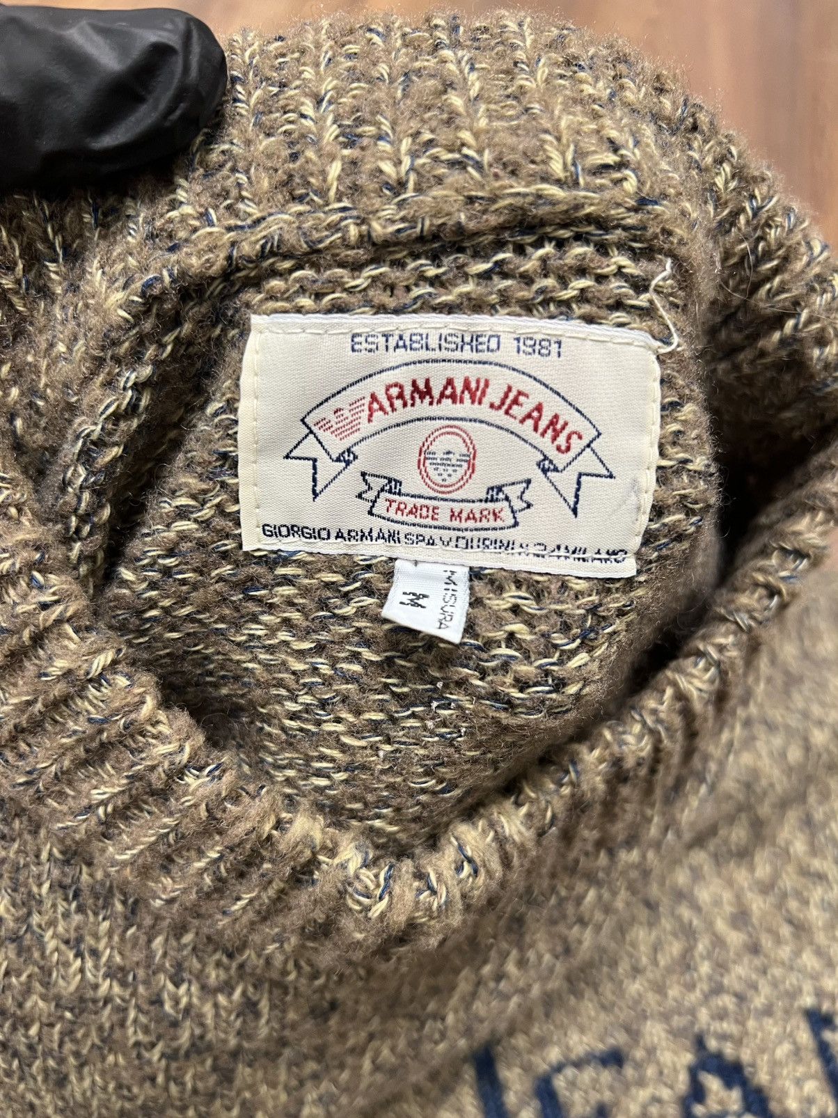 Emporio Armani Vintage Armani sweater Size US M / EU 48-50 / 2 - 5 Thumbnail