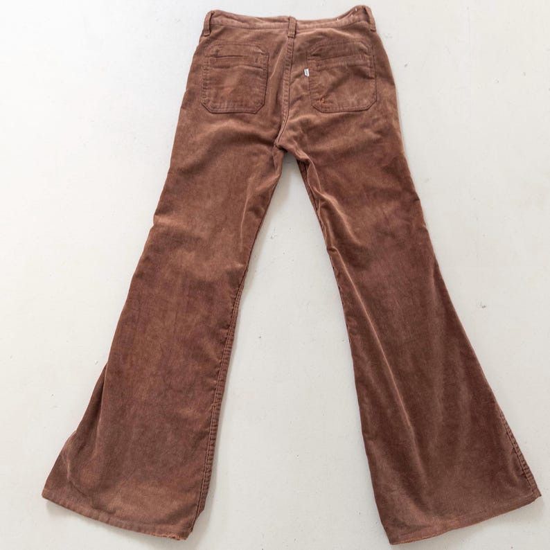 Levi's Vintage Clothing Vintage Levis Flared Corduroy Pants Brown White Tab Small “e Size 26" / US 2 / IT 38 - 19 Thumbnail