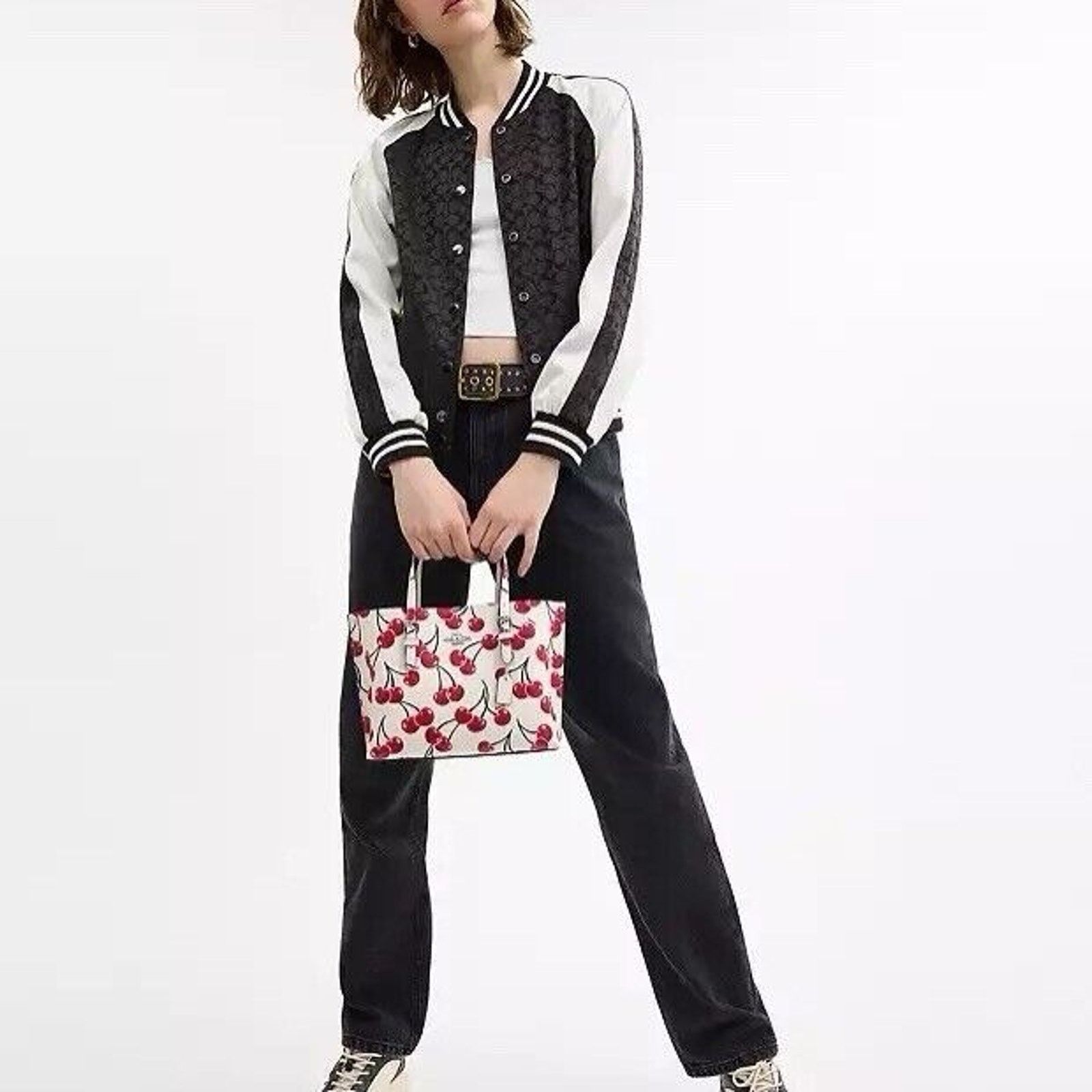Coach NWT Coach Mollie Tote Bag 25 Crossbody Cherry Leather CY695 Size ONE SIZE - 9 Thumbnail