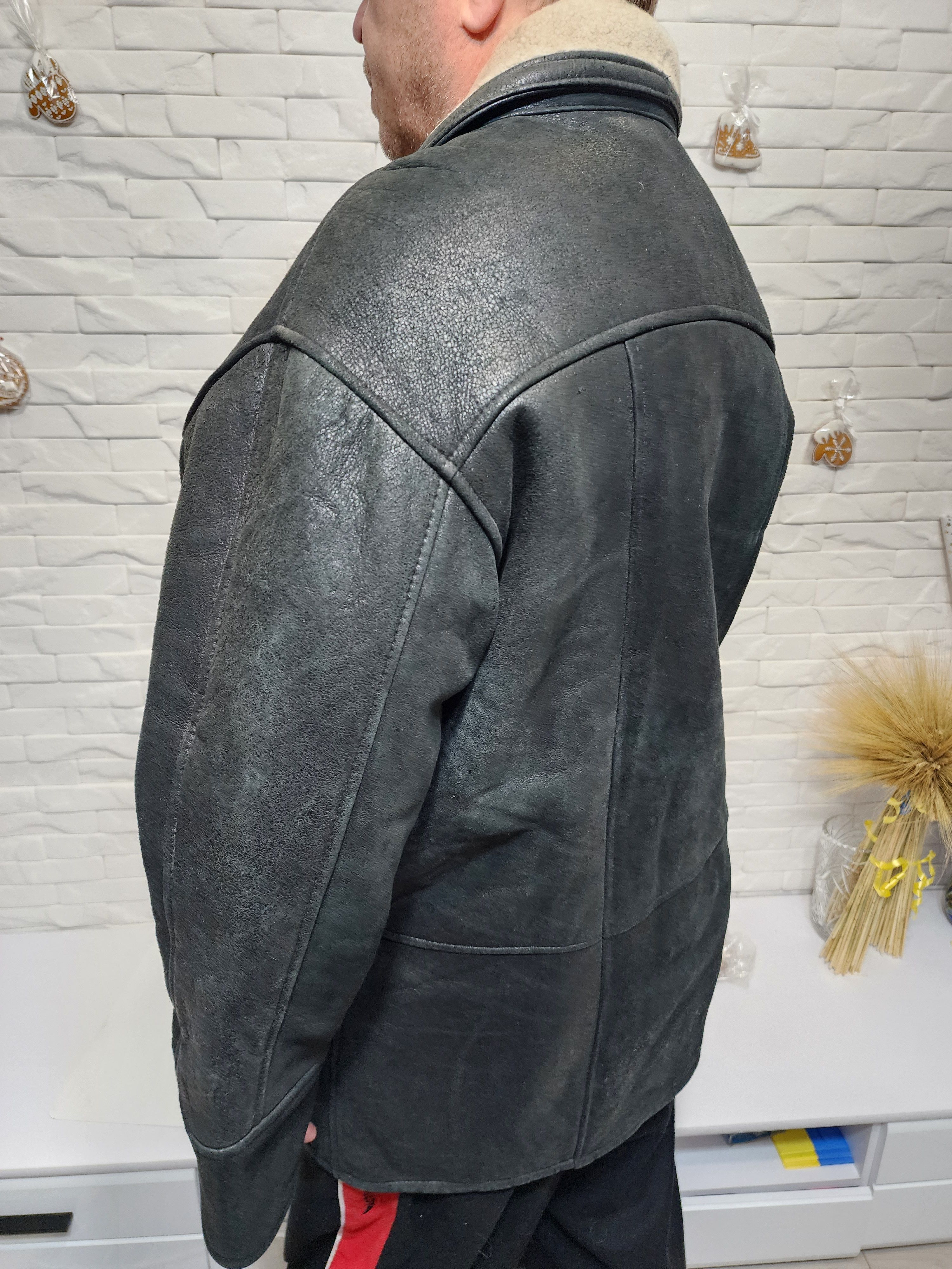 Furla Men's Black Sheepskin Coat: Genuine Fur, Button Closure Size US L / EU 52-54 / 3 - 5 Thumbnail